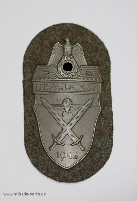 Demjanskschild Vorderseite