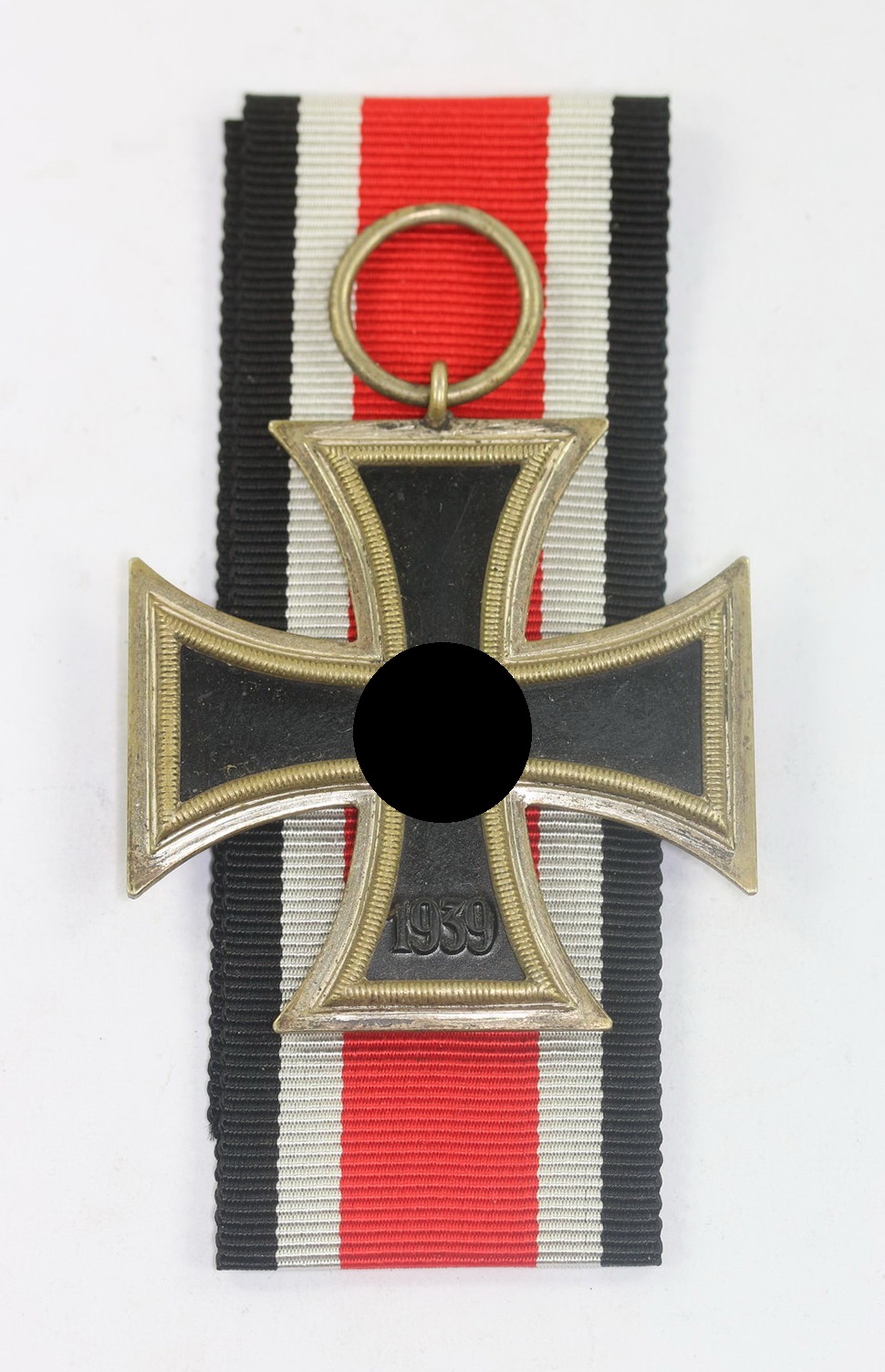 Eisernes Kreuz 2. Klasse 1939, Schinkel Variante, Wilhelm Deumer, magnetisch (!) (1) Eisernes Kreuz 2. Klasse 1939, Schinkel Variante, Wilhelm Deumer, magnetisch (!) – Bild 1