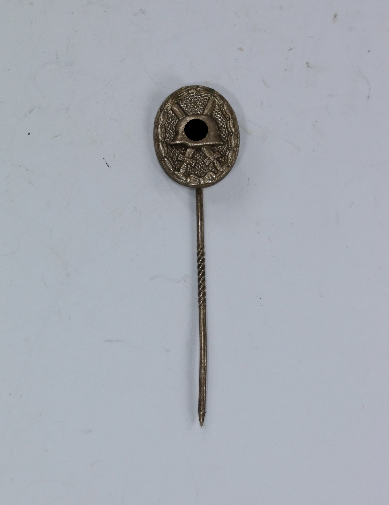 16_mm_miniatur_verwundetenabzeichen_in_silber_hst 16 MM Miniatur Verwundetenabzeichen in Silber, Hst. L/54 – Bild 1