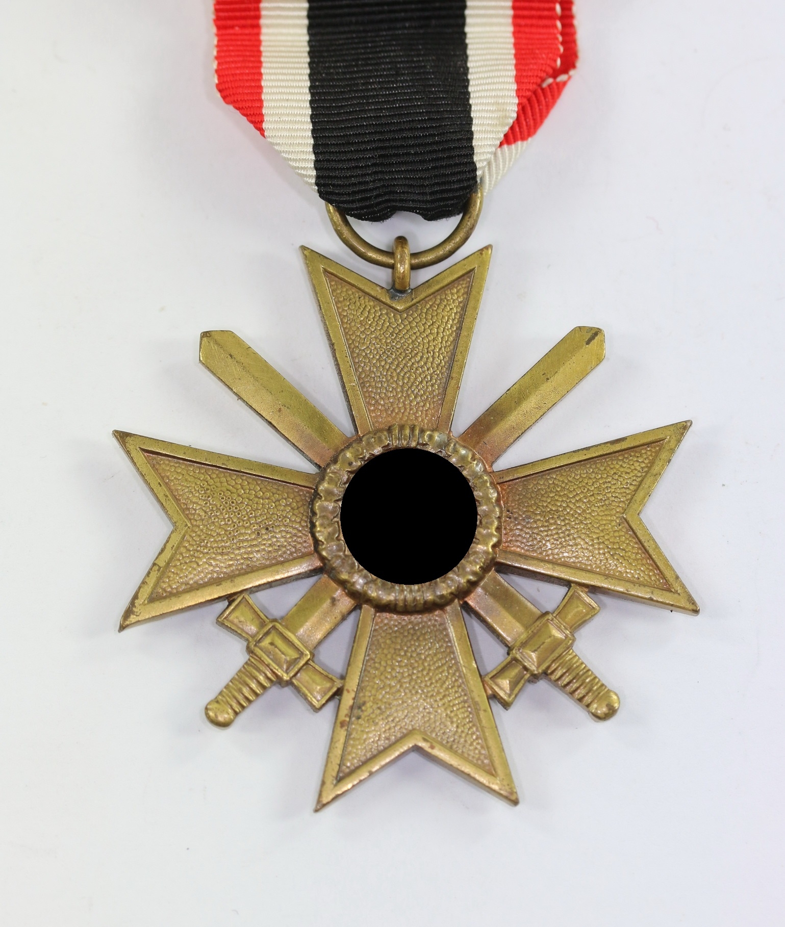 2 Kriegsverdienstkreuz 2. Klasse mit Schwertern, Buntmetall – Bild 1