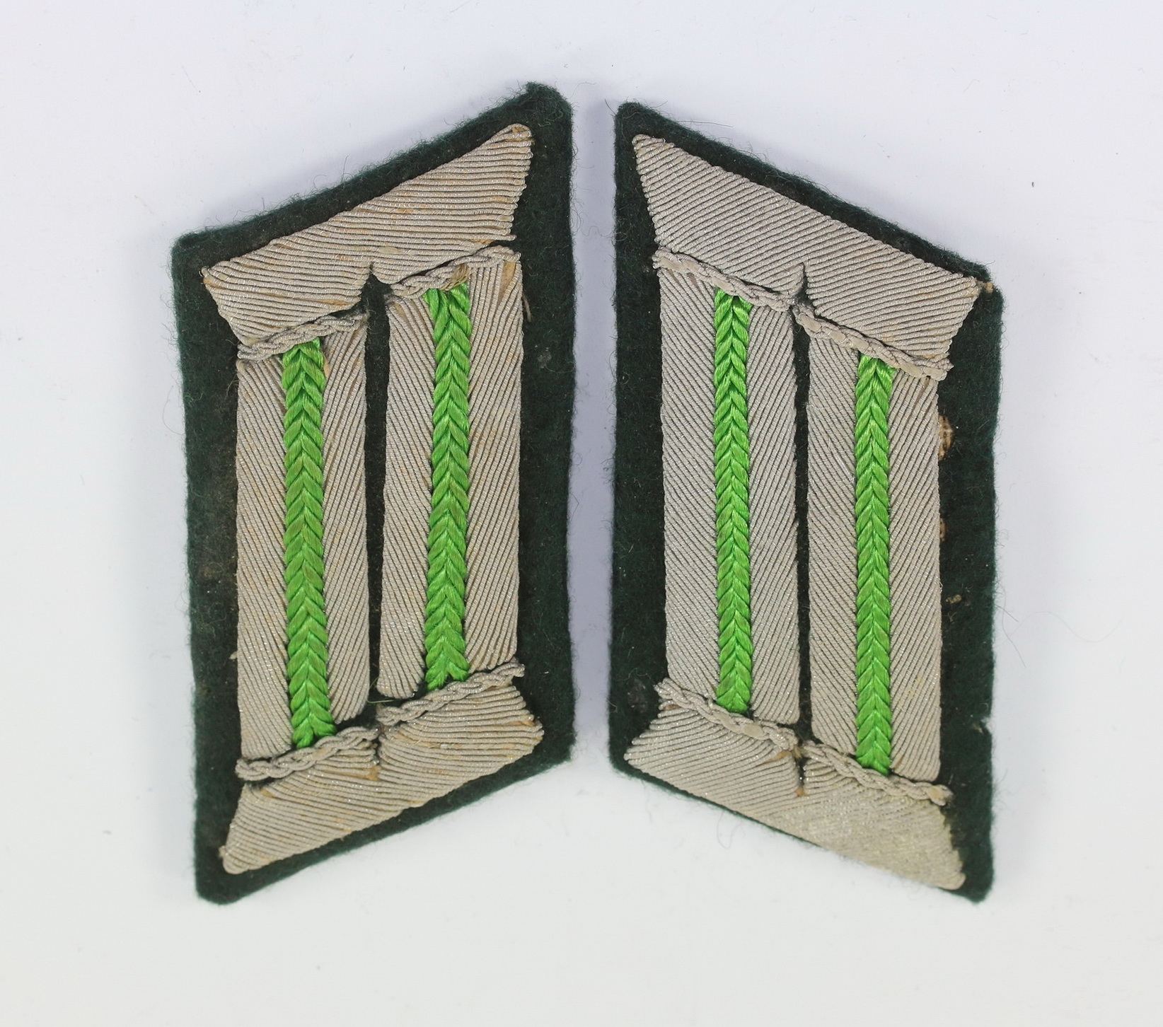 3 Wehrmacht Heer, Paar Kragenspiegel Panzergrenadiere (Offizier) – Bild 1