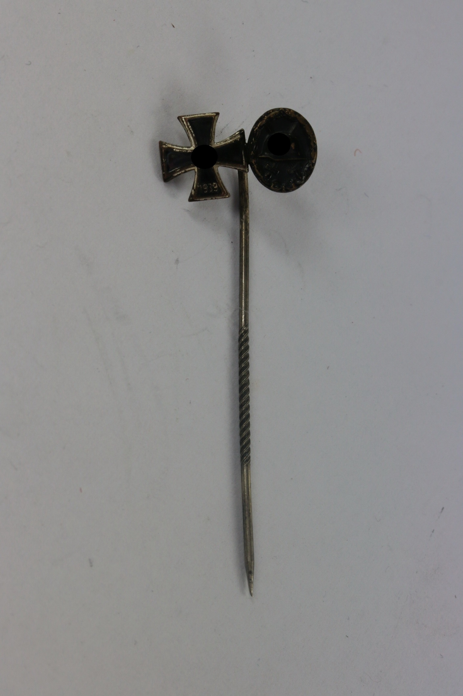 9_mm_miniatur_ek2_emailliert_vwa_schwarz_1939_hst 9 MM Miniatur EK-2 (emailliert), VWA schwarz 1939, Hst. L/15 (Otto Schickle, Pforzheim) – Bild 1