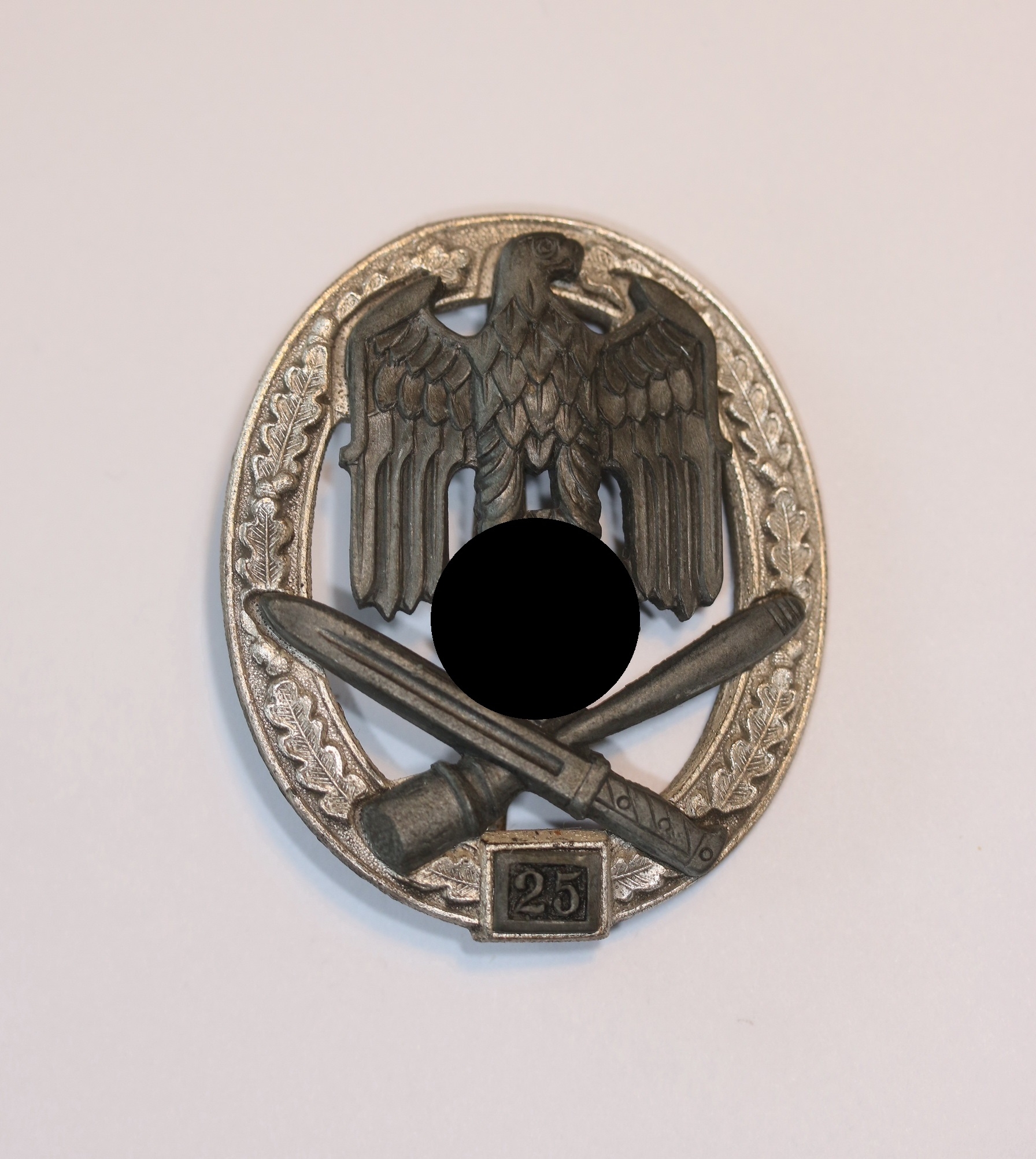  Allgemeines Sturmabzeichen mit Einsatzzahl 25, Hst. RK – Bild 1