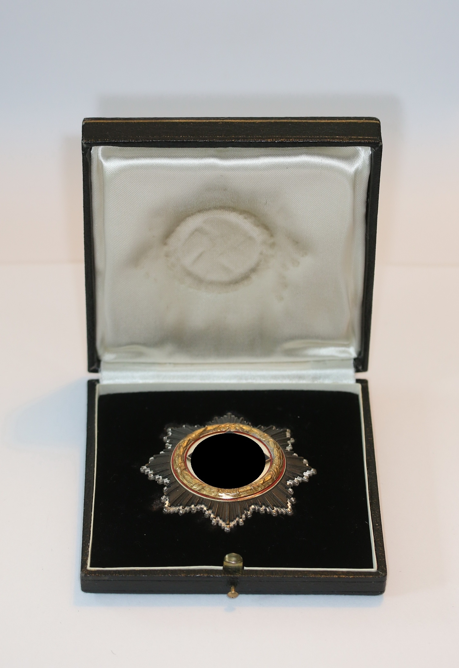 _deutsches_kreuz_in_gold_hst Deutsches Kreuz in Gold, Hst. 20 (schwer), im frühen Etui – Bild 1