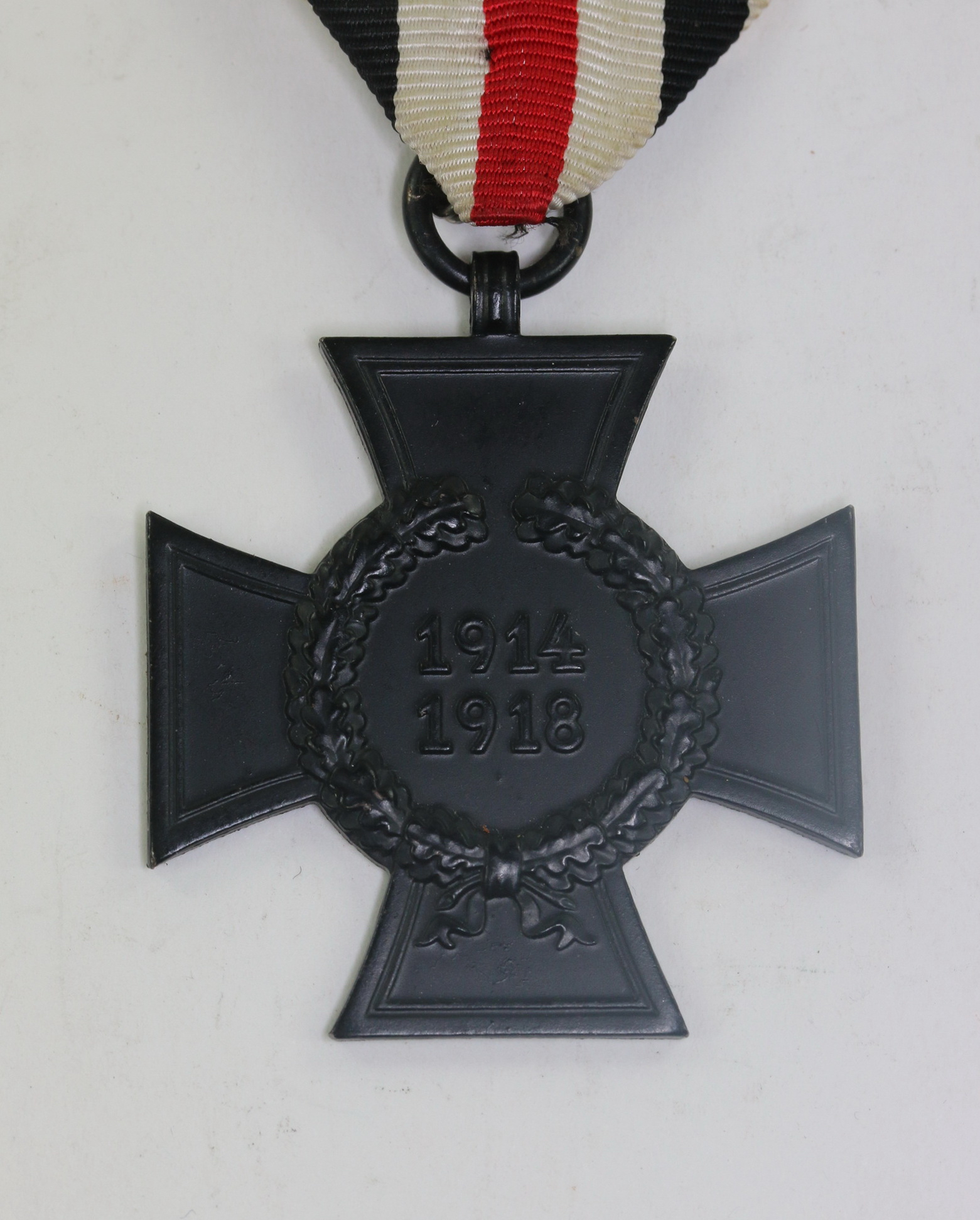  Ehrenkreuz für Hinterbliebene (Witwen und Waisen), Hst. D & Co – Bild 1