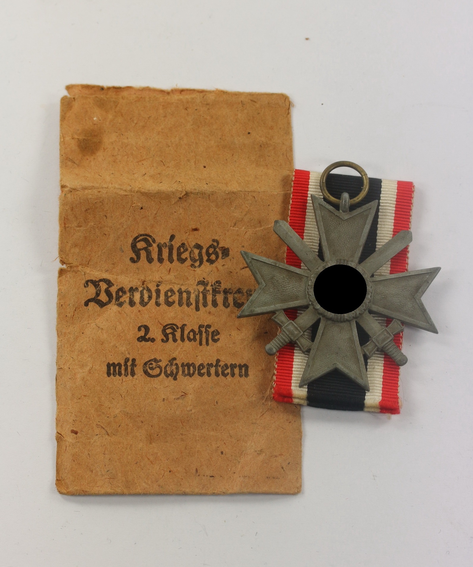 _kriegsverdienstkreuz_2 Kriegsverdienstkreuz 2. Klasse mit Schwertern, Hst. 10, in Verleihungstüte Förster & Barth Pforzheim – Bild 1