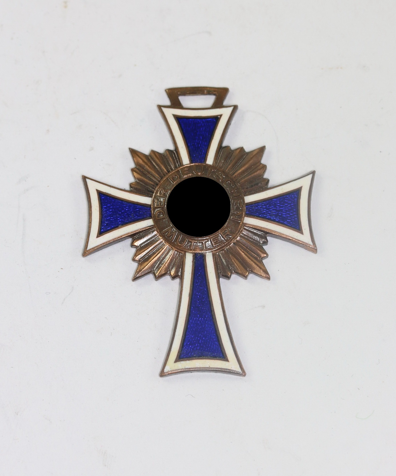  Mutterkreuz in Bronze, Der Deutschen Mutter – Bild 1