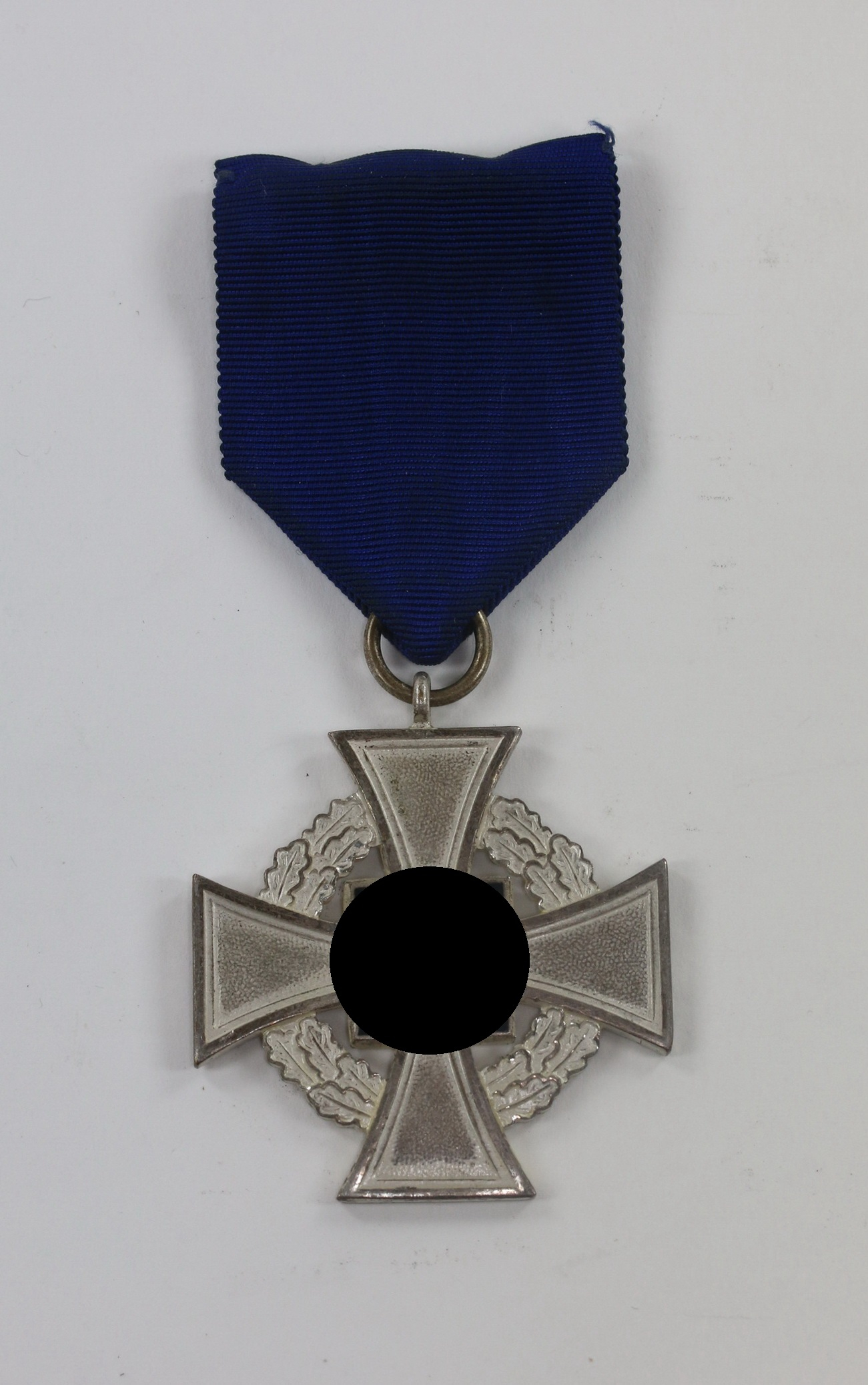  Treudienstehrenzeichen in Silber (25 Jahre), Für treue Dienste – Bild 1