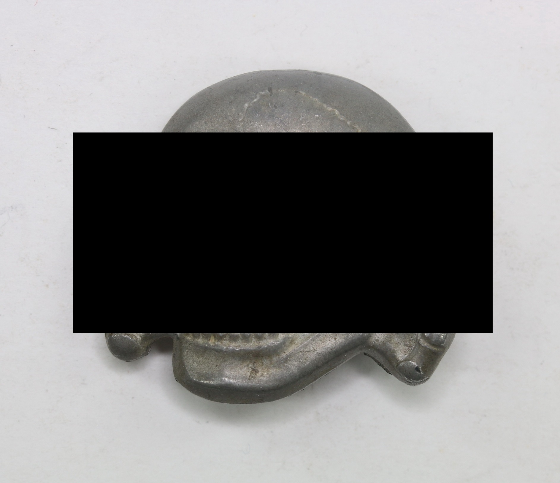 _waffen_ss_totenkopf_f_r_die_schirmm_tze_hst_rzm_49941_zimmermann_pforzheim_1__1 Waffen SS, Totenkopf für die Schirmmütze, Hst, RZM 499/41 (Zimmermann, Pforzheim) – Bild 1