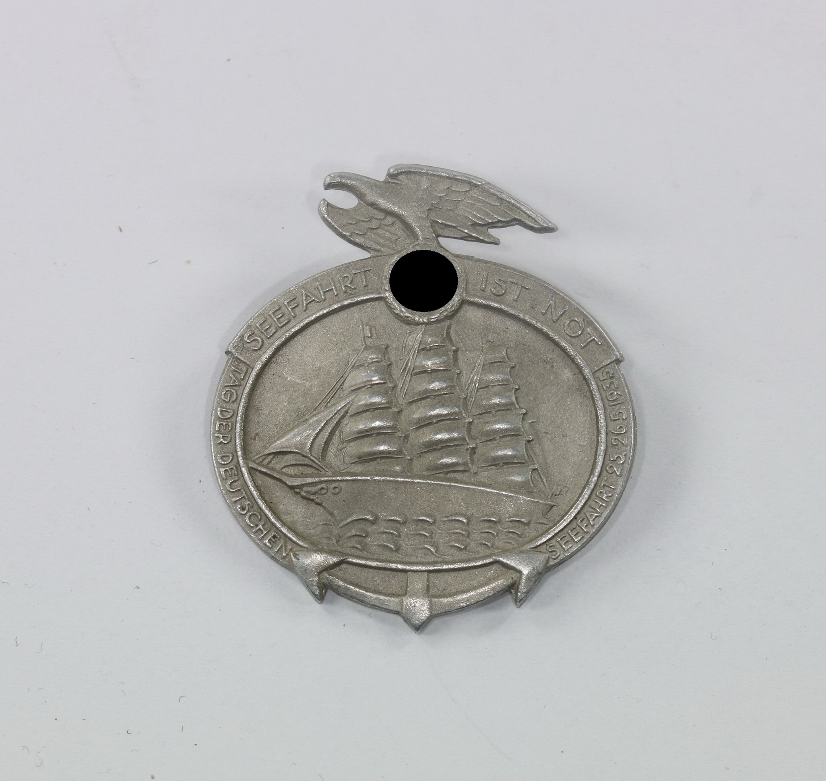 abzeichen_seefahrt_ist_not_tag_der_deutschen_seefahrt_25 Abzeichen, "Seefahrt ist Not Tag der Deutschen Seefahrt 25. 26.5. 1935" – Bild 1