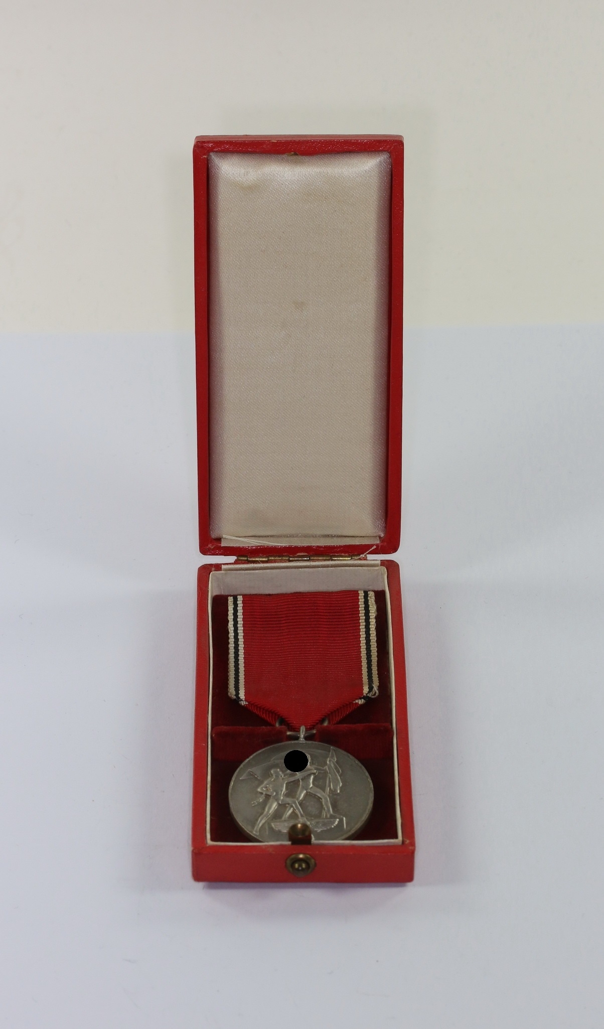anschlu_medaille_sterreich_13 Anschlußmedaille Österreich (13. März 1938), im Etui – Bild 1