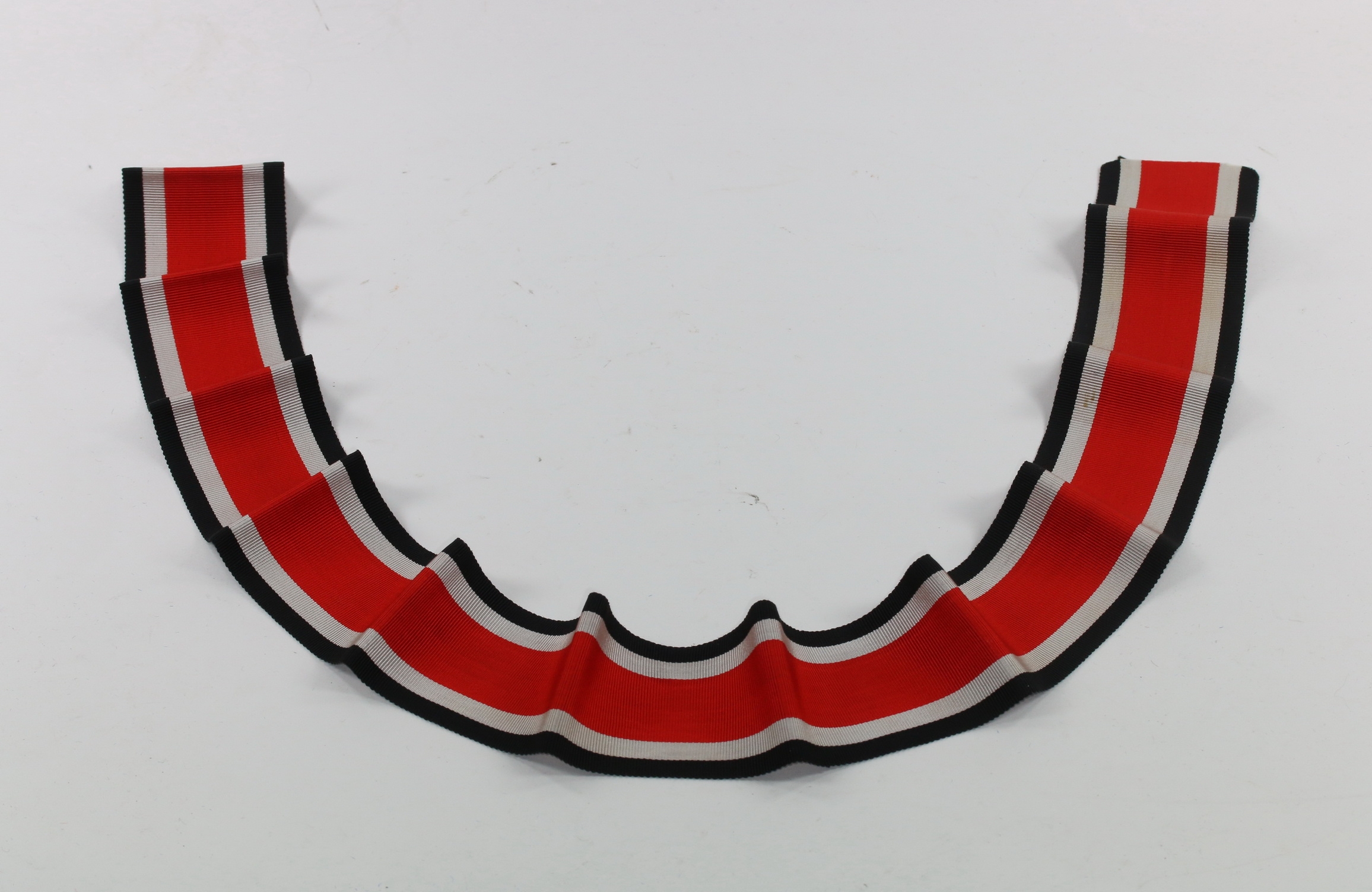 band_ritterkreuz_des_eisernes_kreuz_1_ Trageband für das Ritterkreuz des Eisernen Kreuzes – Bild 1