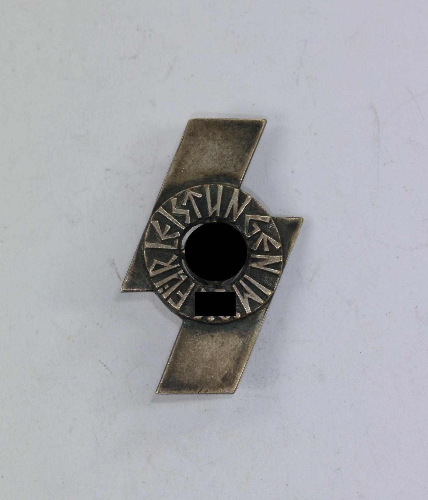 deutsches_jungvolk_dj_leistungsabzeichen_in_silber_buntmetall_1__1 Deutsches Jungvolk (DJ), Leistungsabzeichen in Silber, Buntmetall – Bild 1