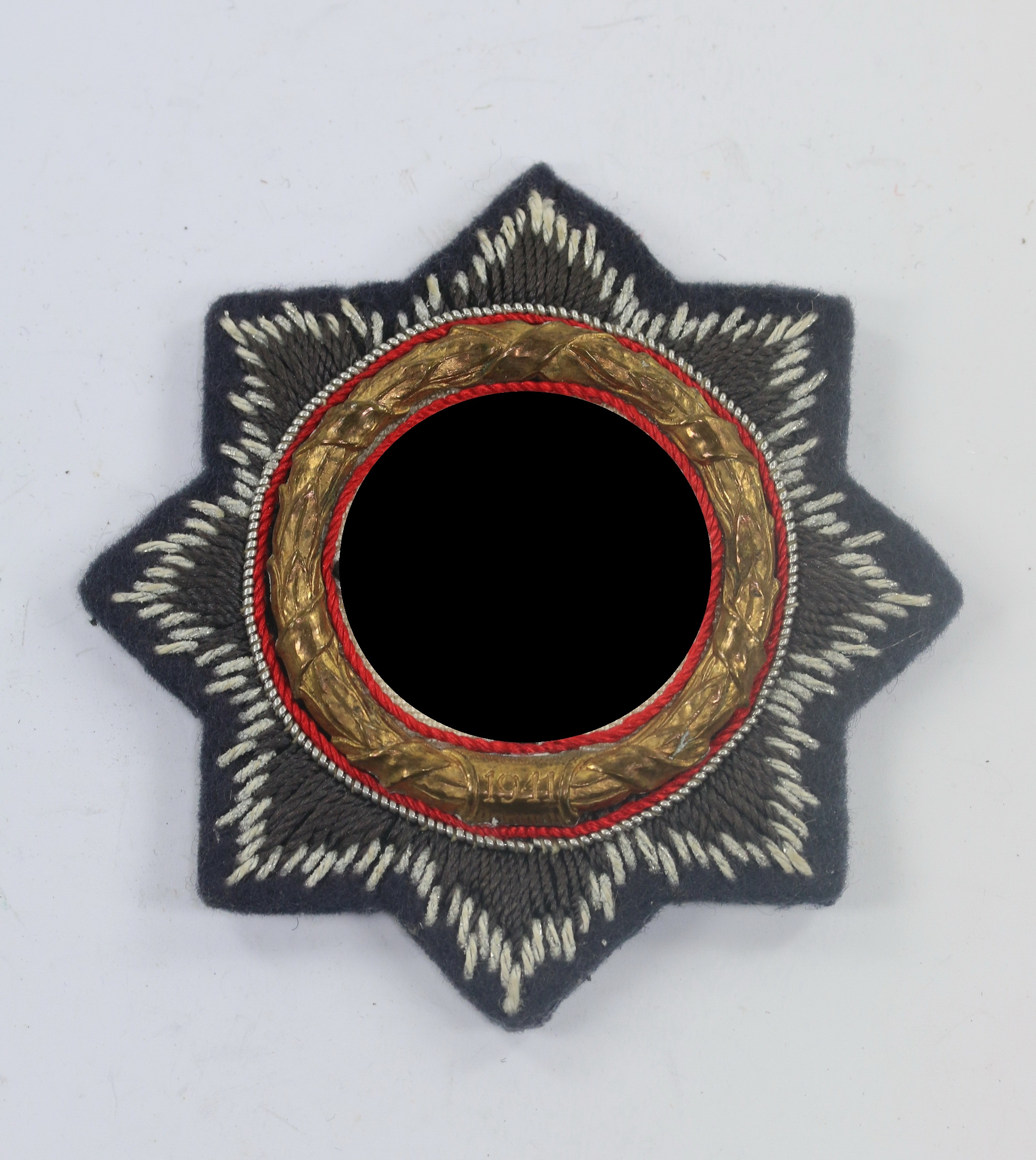 deutsches_kreuz_in_gold_auf_luftwaffenstoff_1__1 Deutsches Kreuz in Gold auf Luftwaffenstoff – Bild 1