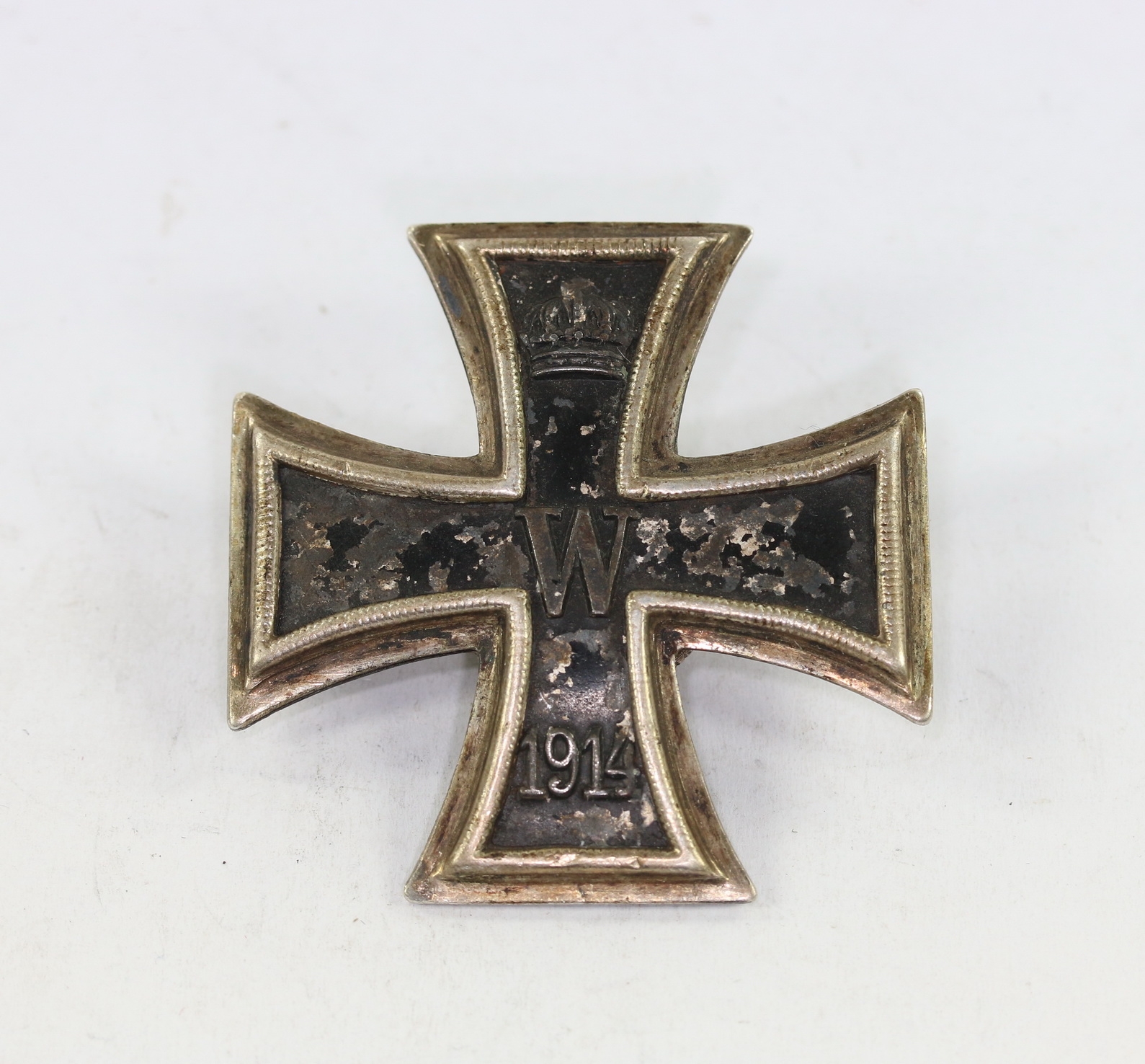 Eisernes Kreuz 1. Klasse 1914, an Schraube und Mutter (Umbau) – Bild 1