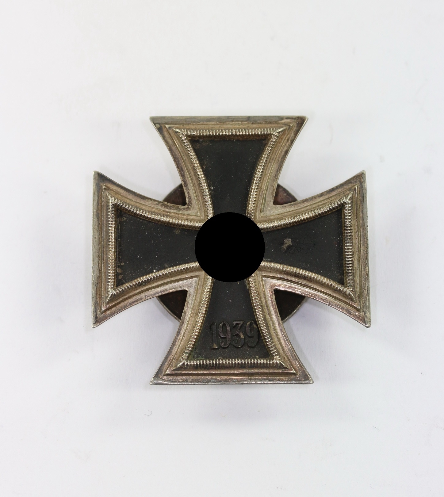 eisernes_kreuz_1 Eisernes Kreuz 1. Klasse 1939, an Schraubscheibe, Hst. L58, nicht magnetisch – Bild 1