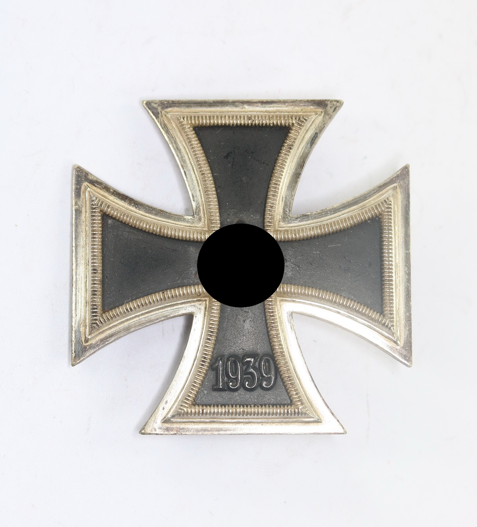 Eisernes Kreuz 1. Klasse 1939, Hst. 4 (Steinhauer & Lück, Lüdenscheid) – Bild 1