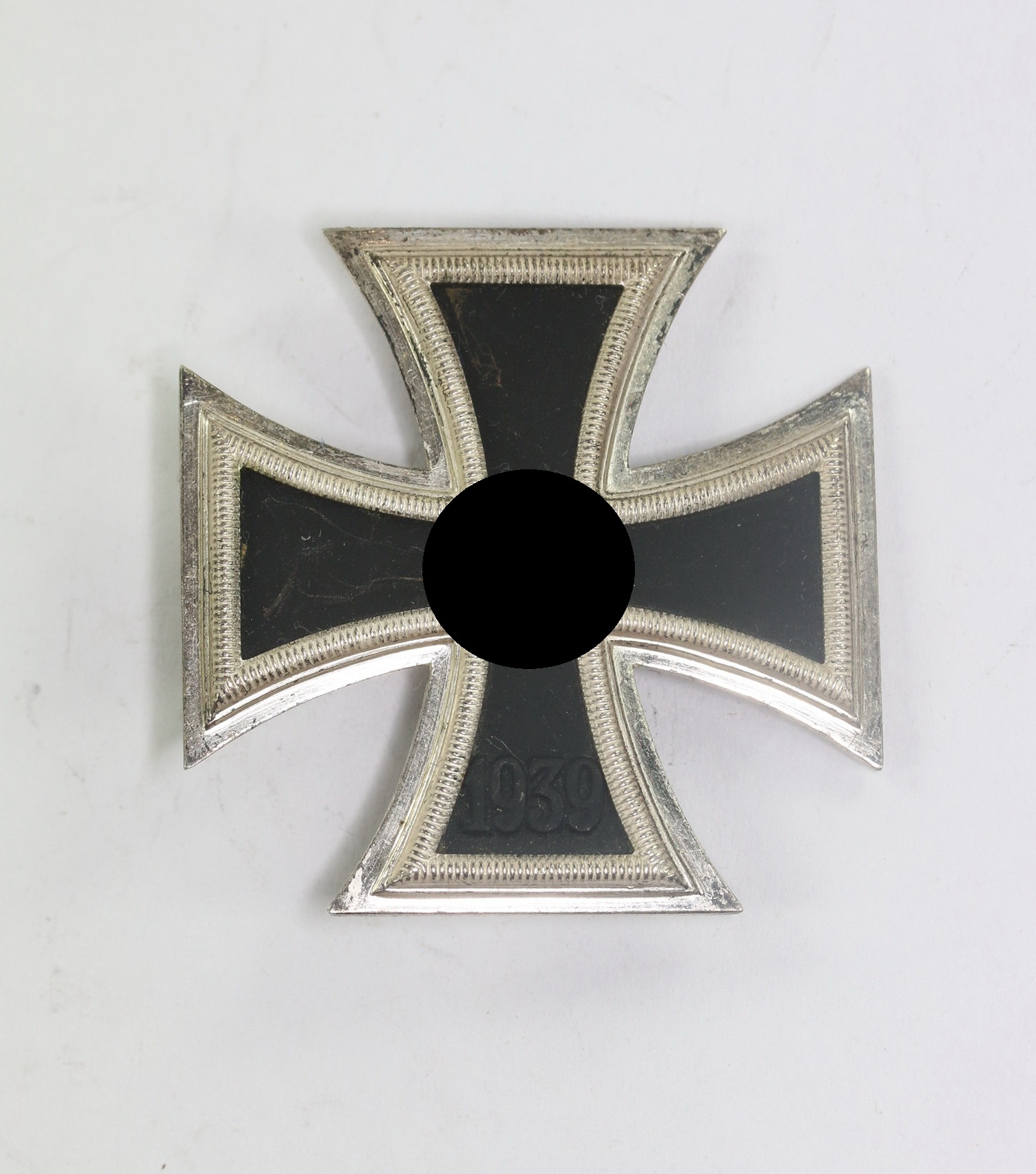 Eisernes Kreuz 1. Klasse 1939, Hst. 65 (Klein & Quenzer, Oberstein) – Bild 1
