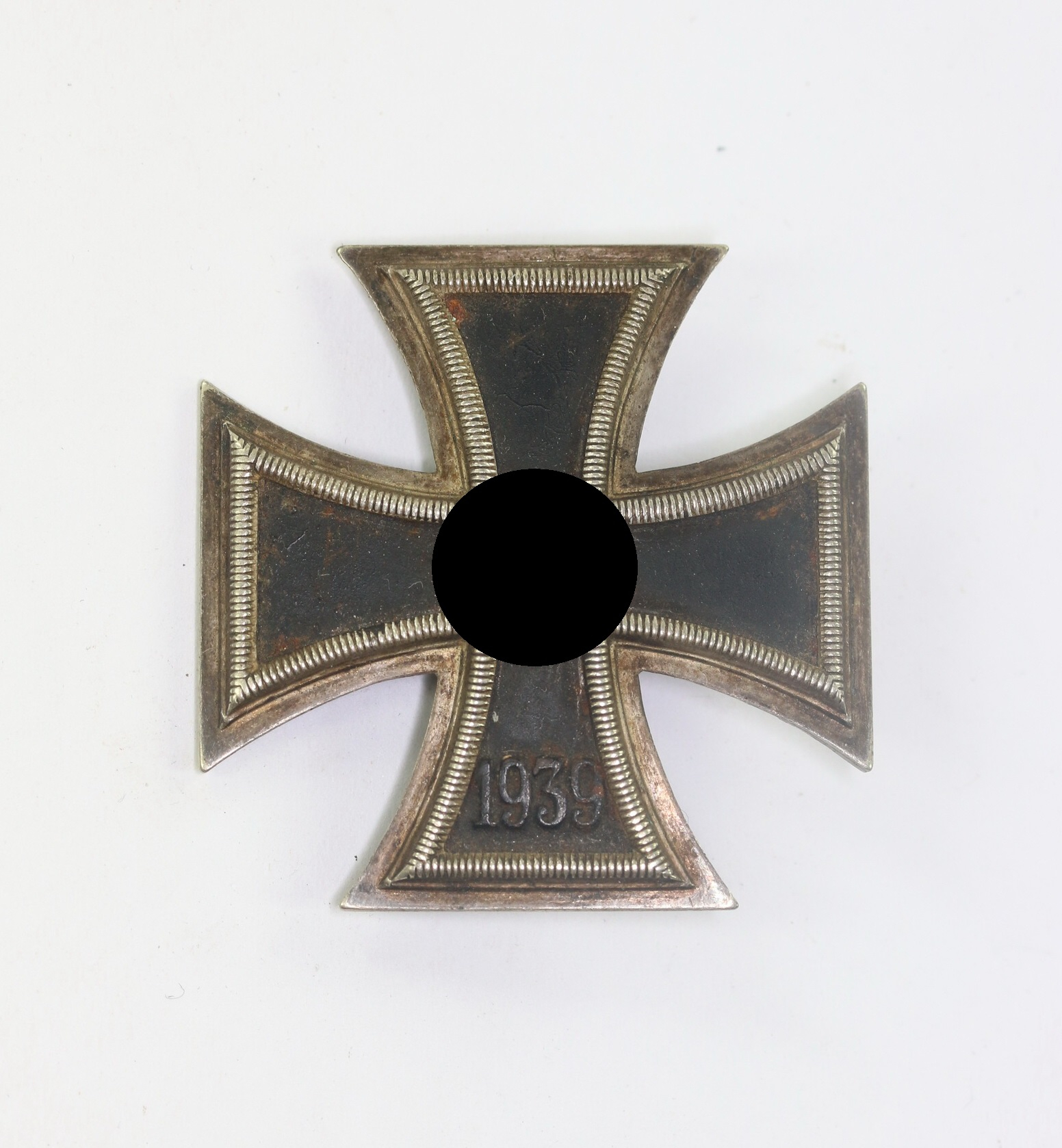 Eisernes Kreuz 1. Klasse 1939, Hst. 65 (Klein & Quenzer, Oberstein) – Bild 1