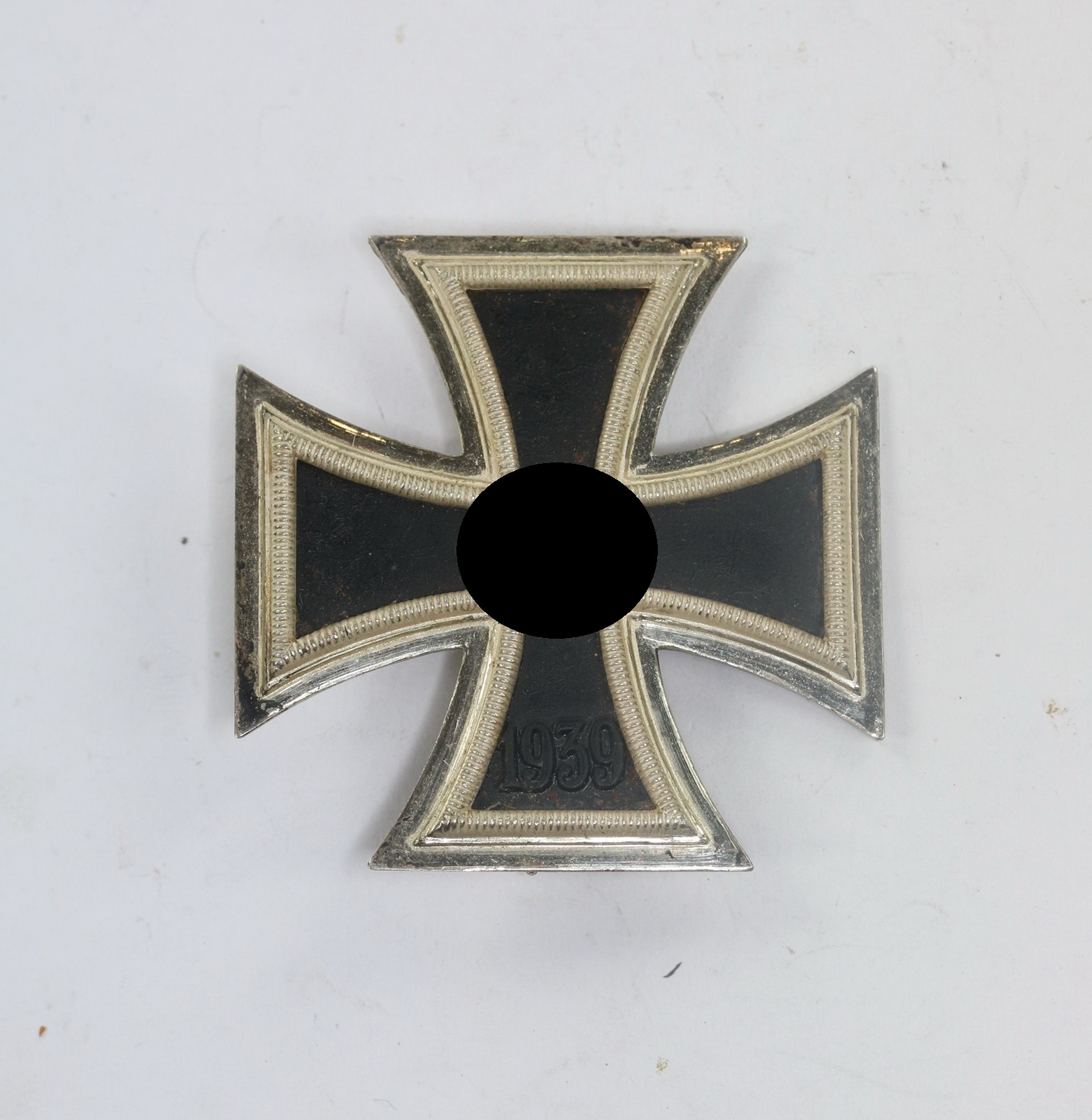Eisernes Kreuz 1. Klasse 1939, Hst. L/11 (Wilhelm Deumer, Lüdenscheid) – Bild 1