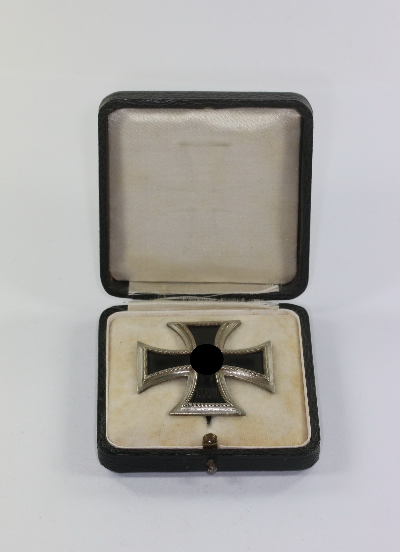 eisernes_kreuz_1 Eisernes Kreuz 1. Klasse 1939, Schinkel Form, Deumer, nicht magnetisch, im Etui – Bild 1