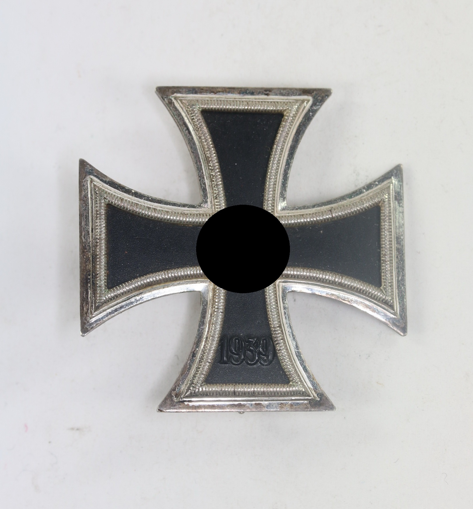 eisernes_kreuz_1 Eisernes Kreuz 1. Klasse 1939, Schinkel Form, Wilhelm Deumer, Lüdenscheid, magnetisch(!) – Bild 1