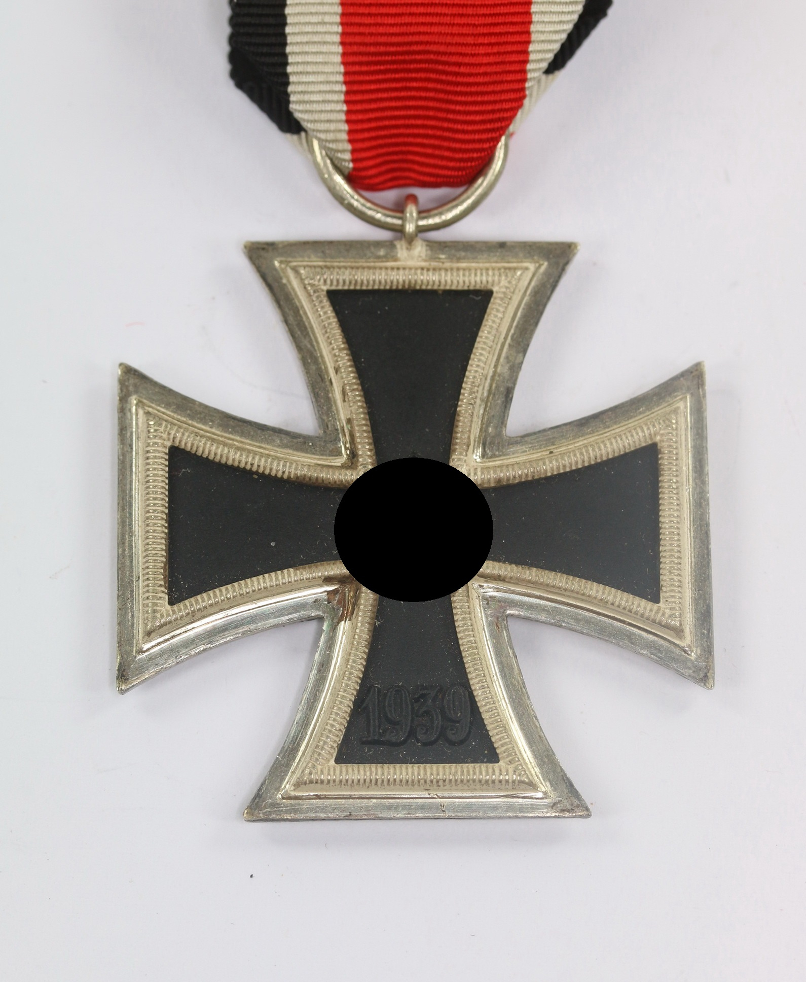eisernes_kreuz_2 Eisernes Kreuz 2. Klasse 1939, Hst. 23 (Arbeitsgemeinschaft für Heeresbedarf in der Graveur & Ziselierinnung, Berlin) – Bild 1