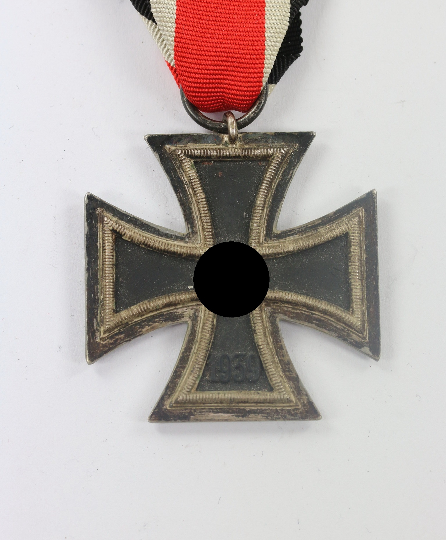  Eisernes Kreuz 2. Klasse 1939, Hst. 24 (Arbeitsgemeinschaft der Hanauer Plakettenhersteller, Hanau) – Bild 1