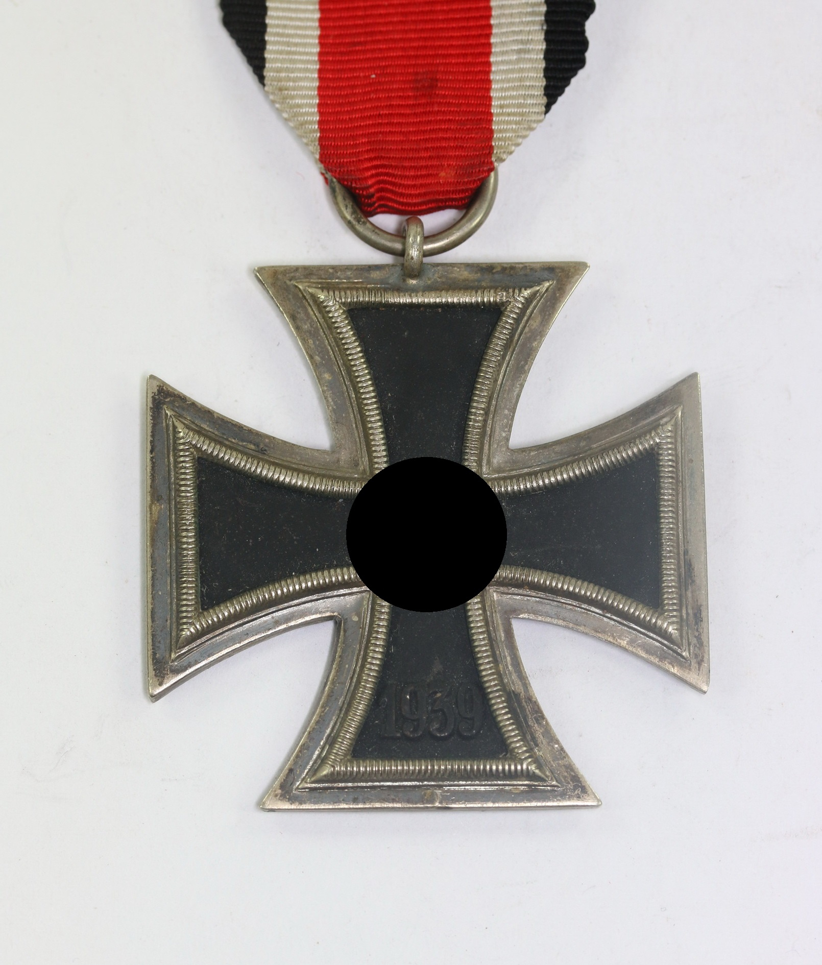 Eisernes Kreuz 2. Klasse 1939, Hst. 25 (Arbeitsgemeinschaft der Graveur-, Gold- und Silberschmiedeinnungen, Hanau am Main) – Bild 1