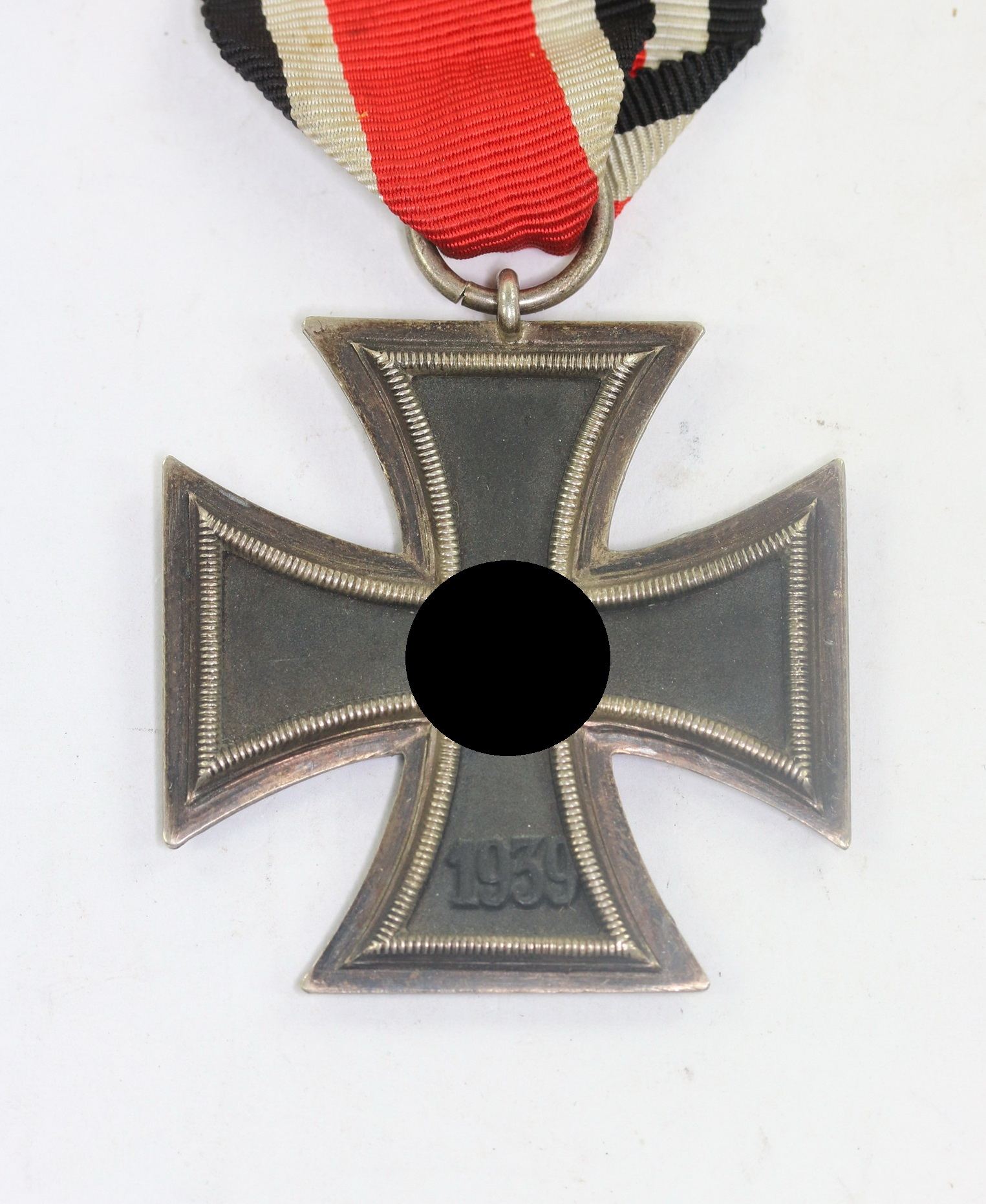 Eisernes Kreuz 2. Klasse 1939, Hst. 25 (Arbeitsgemeinschaft der Graveur-, Gold- und Silberschmiedeinnungen, Hanau am Main) – Bild 1