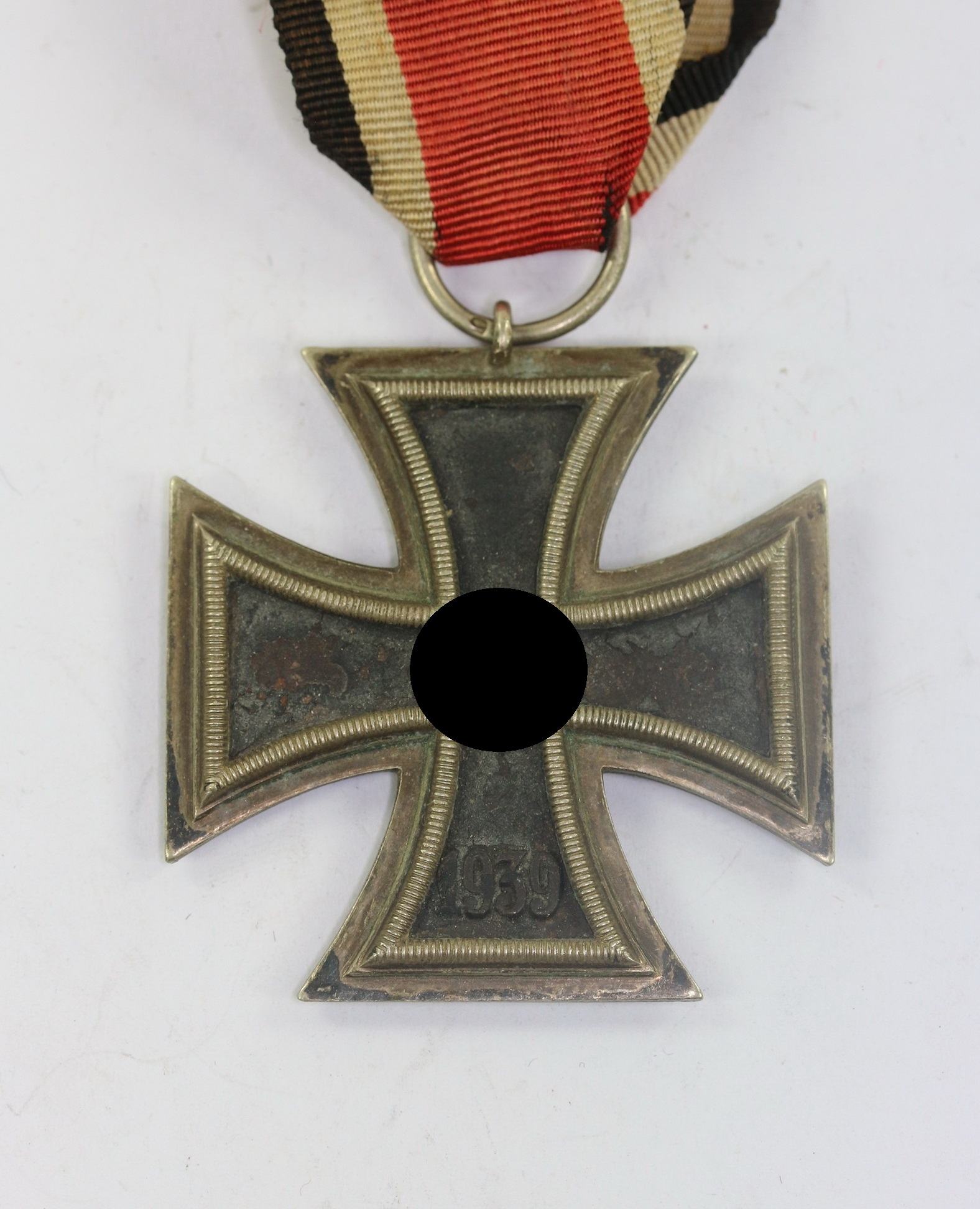Eisernes Kreuz 2. Klasse 1939, Hst. 25 (Arbeitsgemeinschaft der Graveur-, Gold- und Silberschmiedeinnungen, Hanau am Main) – Bild 1