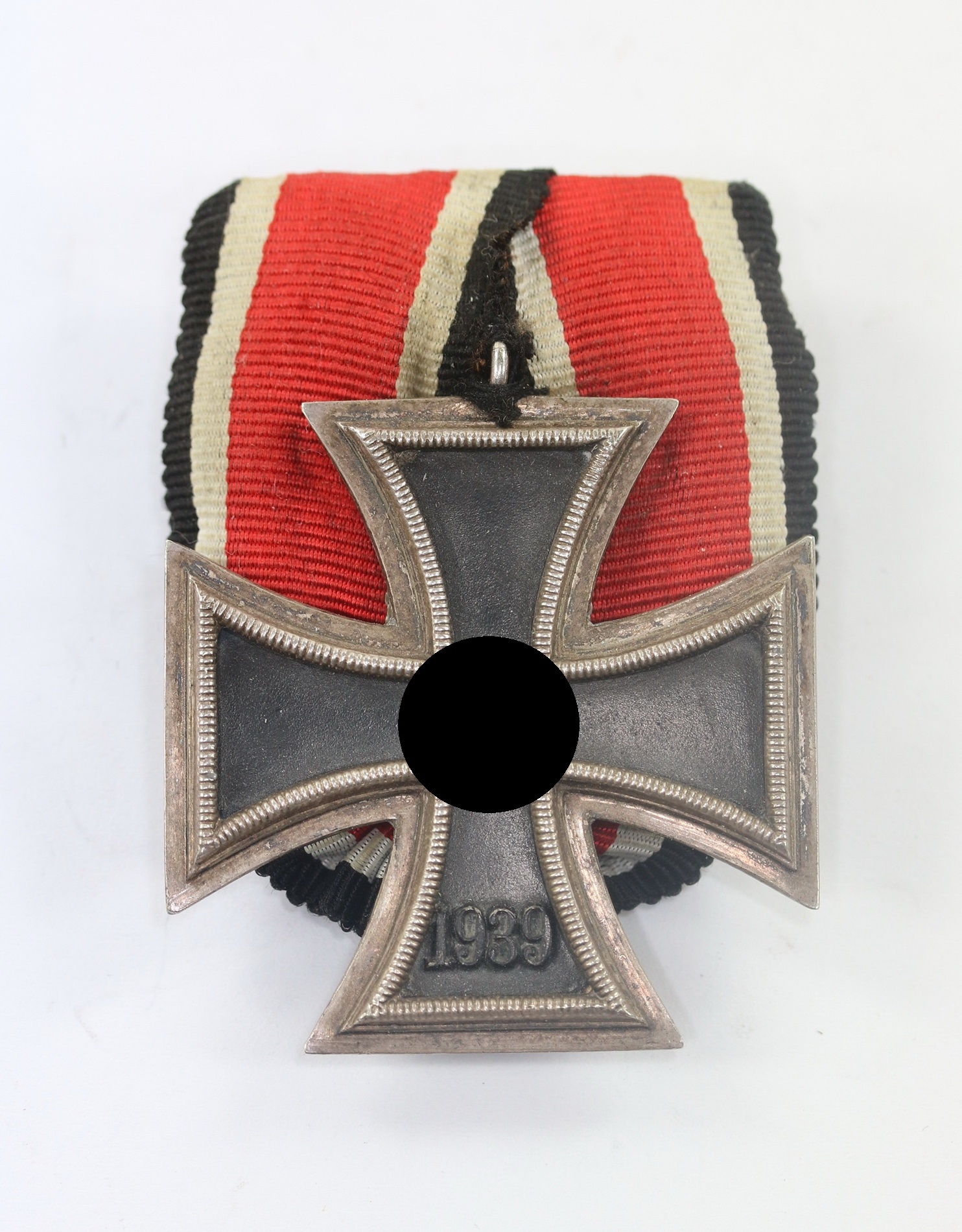 eisernes_kreuz_2 Eisernes Kreuz 2. Klasse 1939, Variante mit der runden "3", Deschler, an Einzelspange – Bild 1