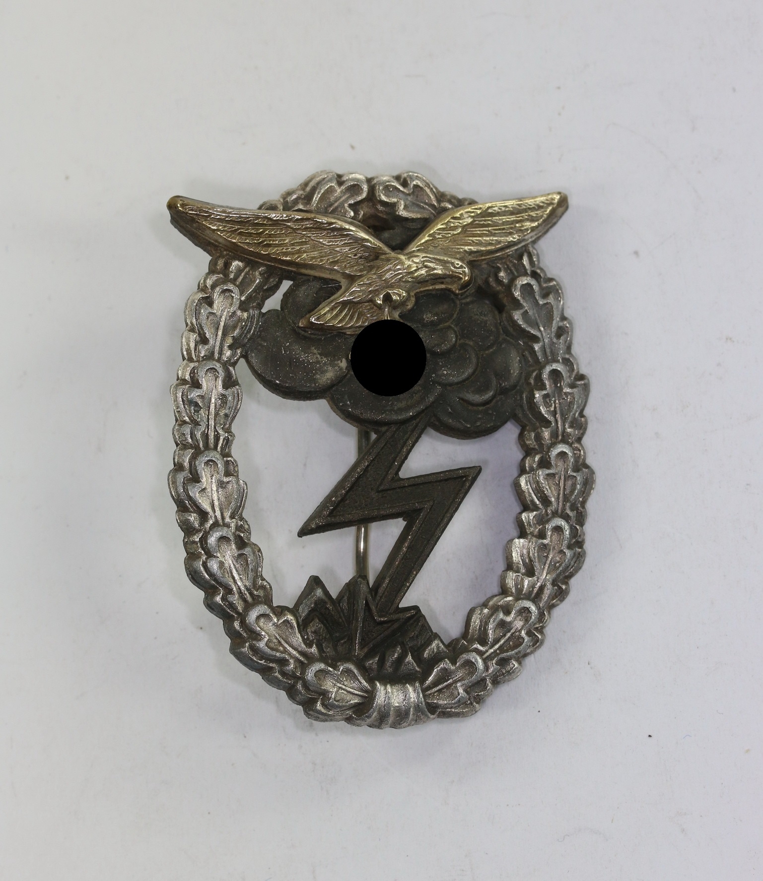 erdkampfabzeichen_der_luftwaffe_hammer_s_hne_1__1 Erdkampfabzeichen der Luftwaffe, Hammer & Söhne – Bild 1