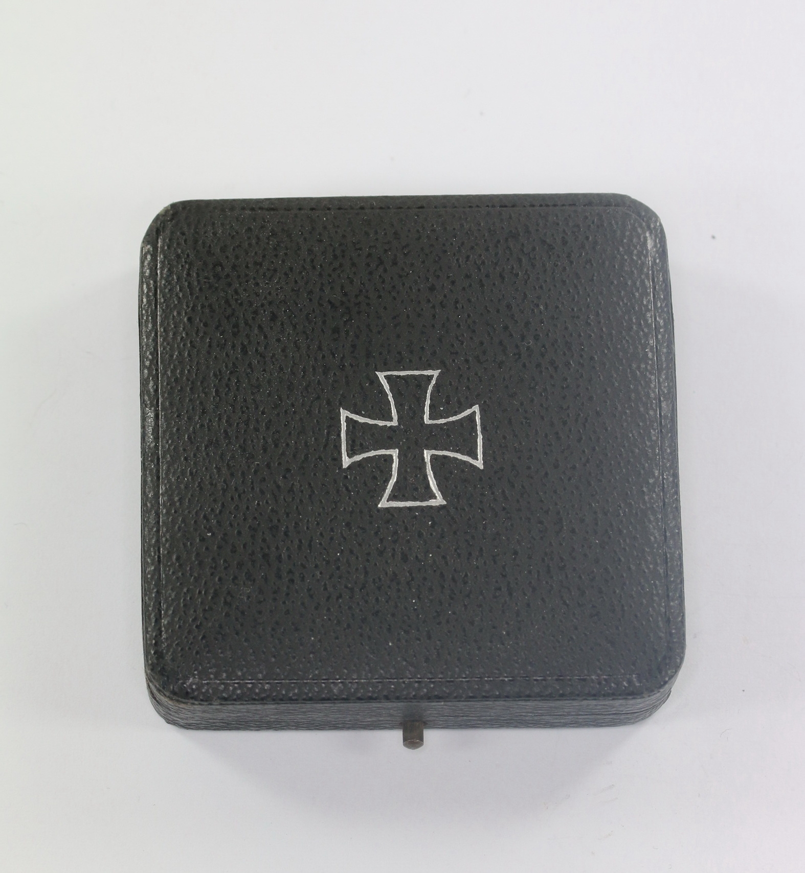 etui_eisernes_kreuz_1 Etui Eisernes Kreuz 1. Klasse 1939 – Bild 1