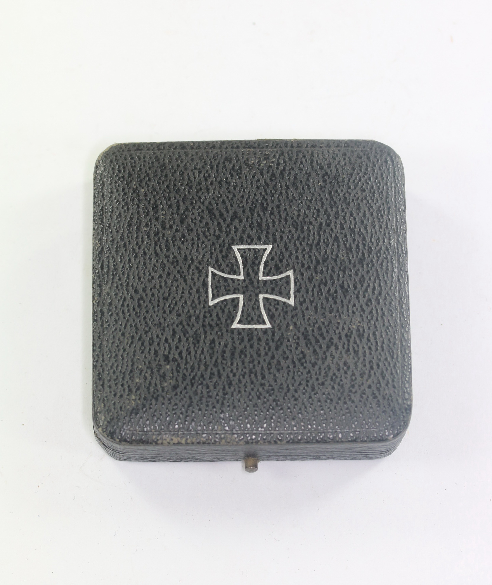 etui_eisernes_kreuz_1 Etui Eisernes Kreuz 1. Klasse 1939 (flacher Deckel) – Bild 1