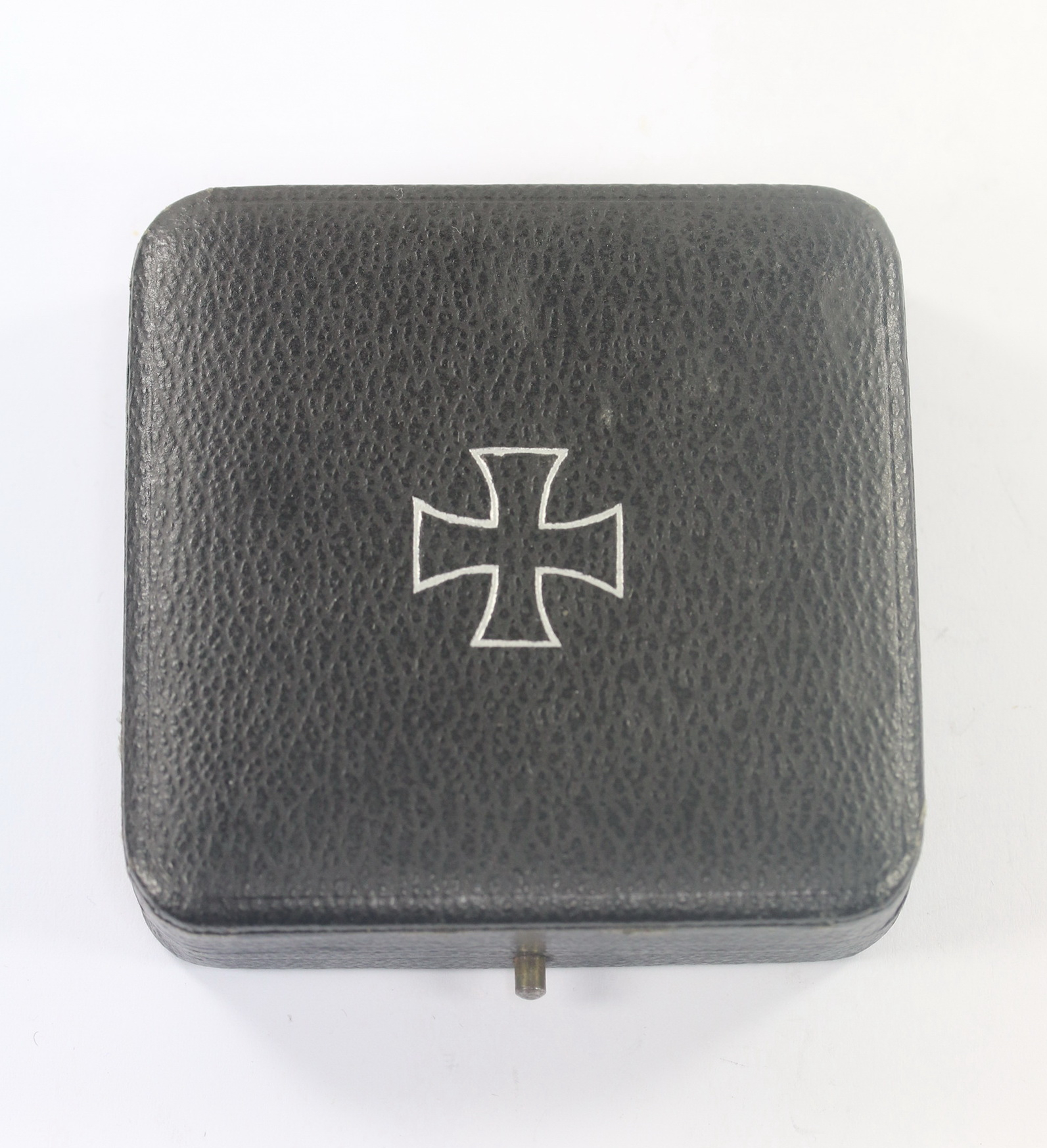 etui_eisernes_kreuz_1 Etui Eisernes Kreuz 1. Klasse 1939, flacher Deckel – Bild 1