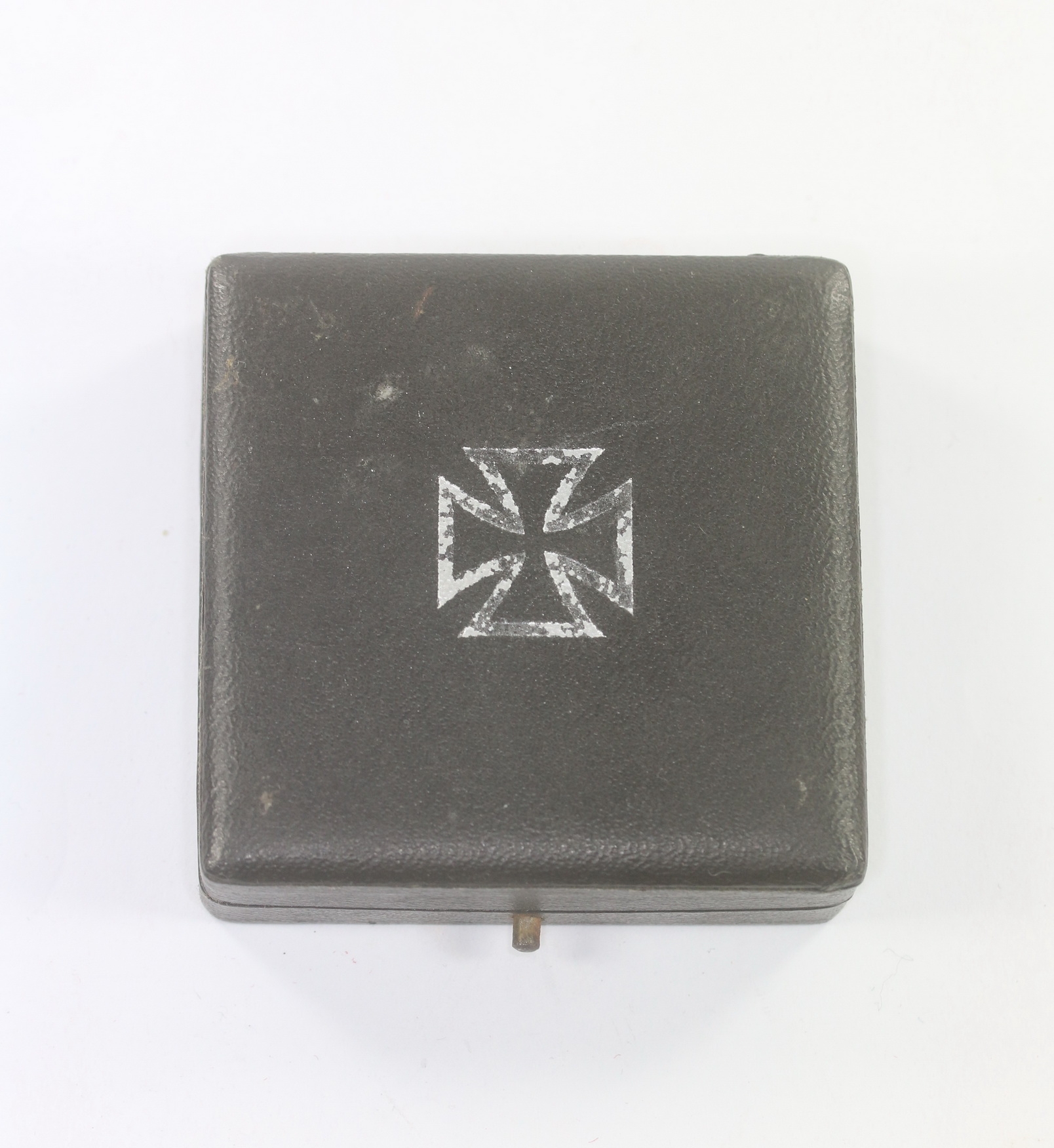 etui_eisernes_kreuz_1 Etui Eisernes Kreuz 1. Klasse 1939 – Bild 1