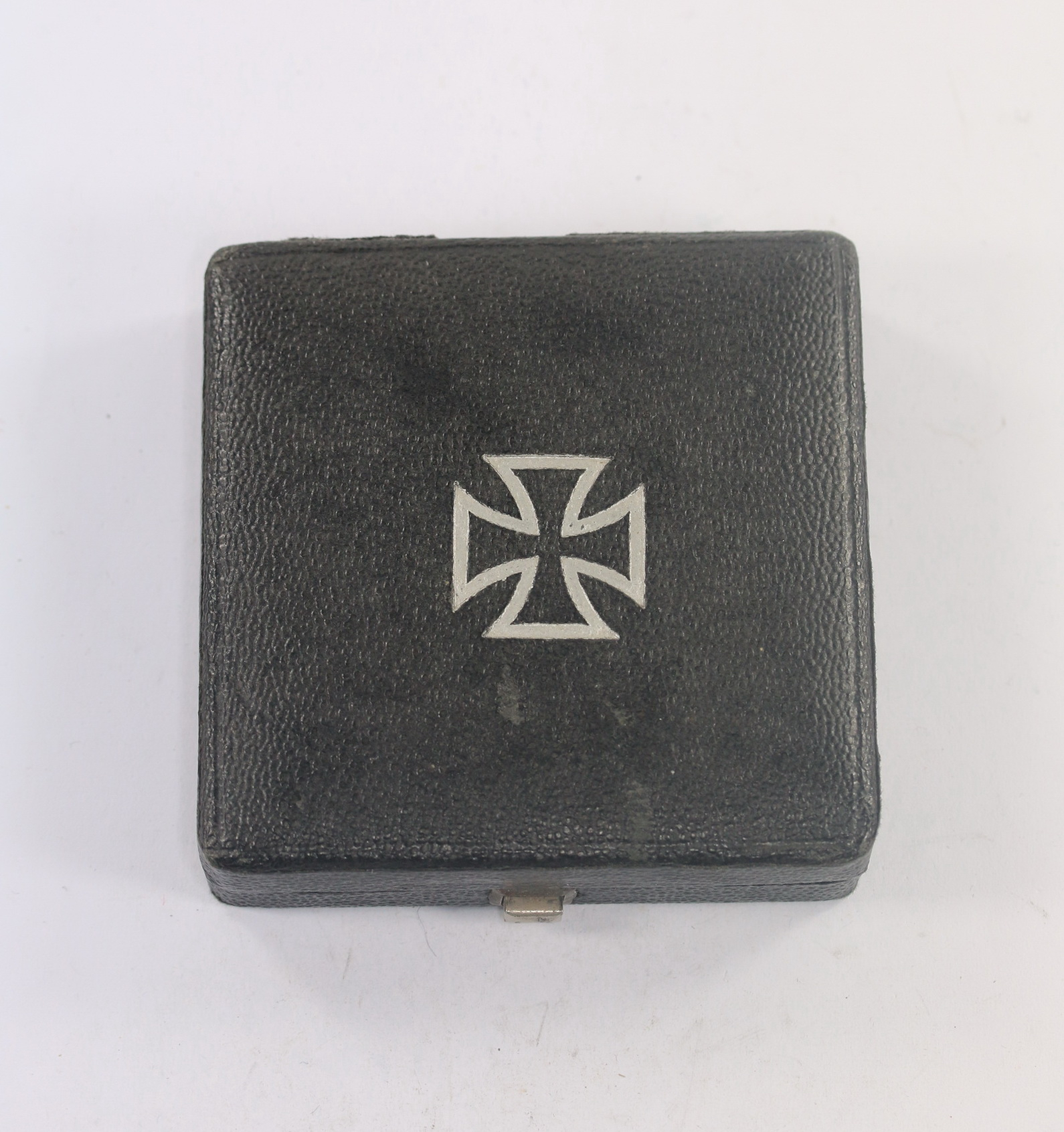 etui_ek1_1939_eckiger_dr_cker_1_ Etui Eisernes Kreuz 1. Klasse 1939, eckiger Drücker – Bild 1