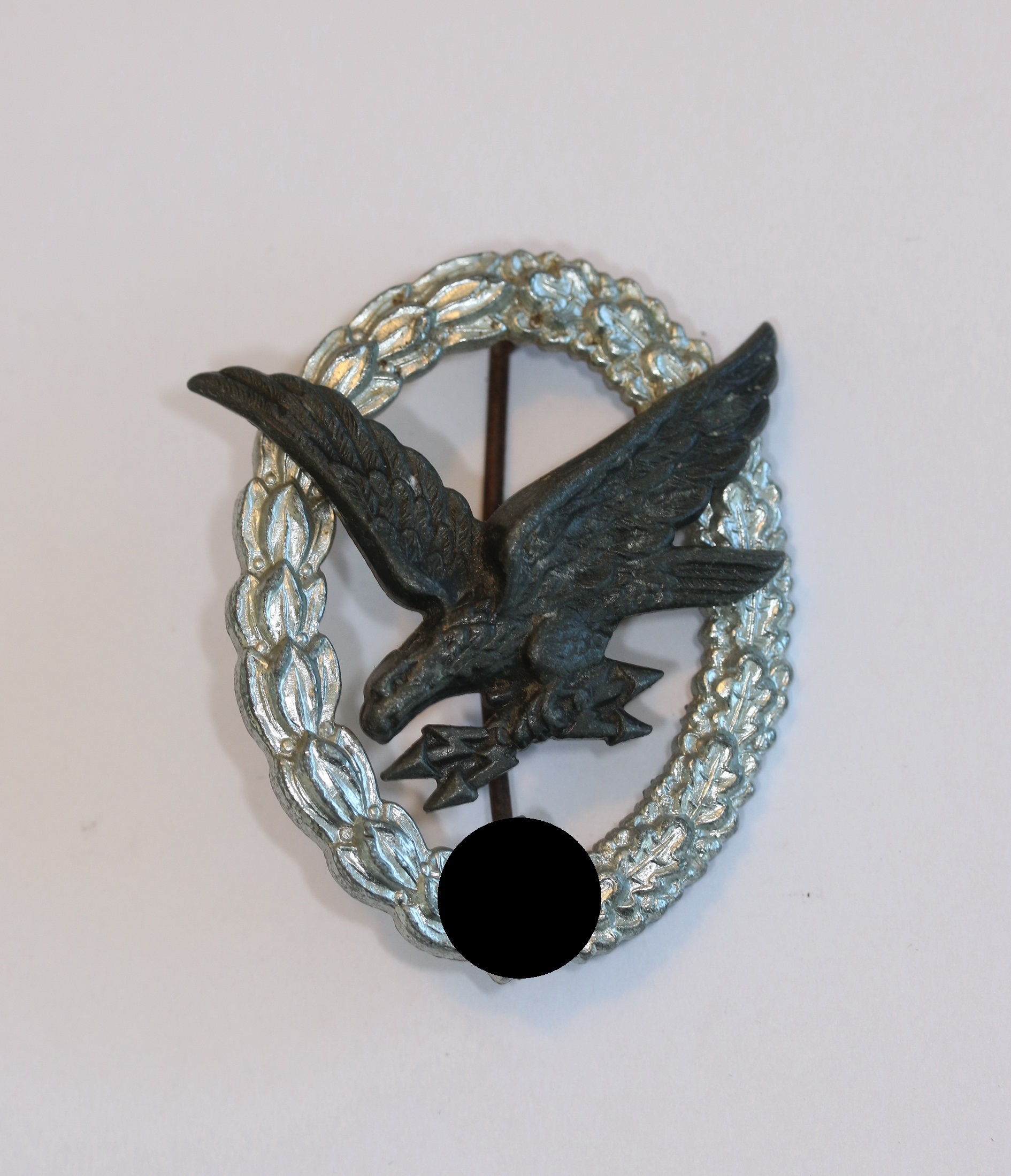 Fliegerschützenabzeichen der Luftwaffe mit Blitzbündel, Hst. B&NL – Bild 1