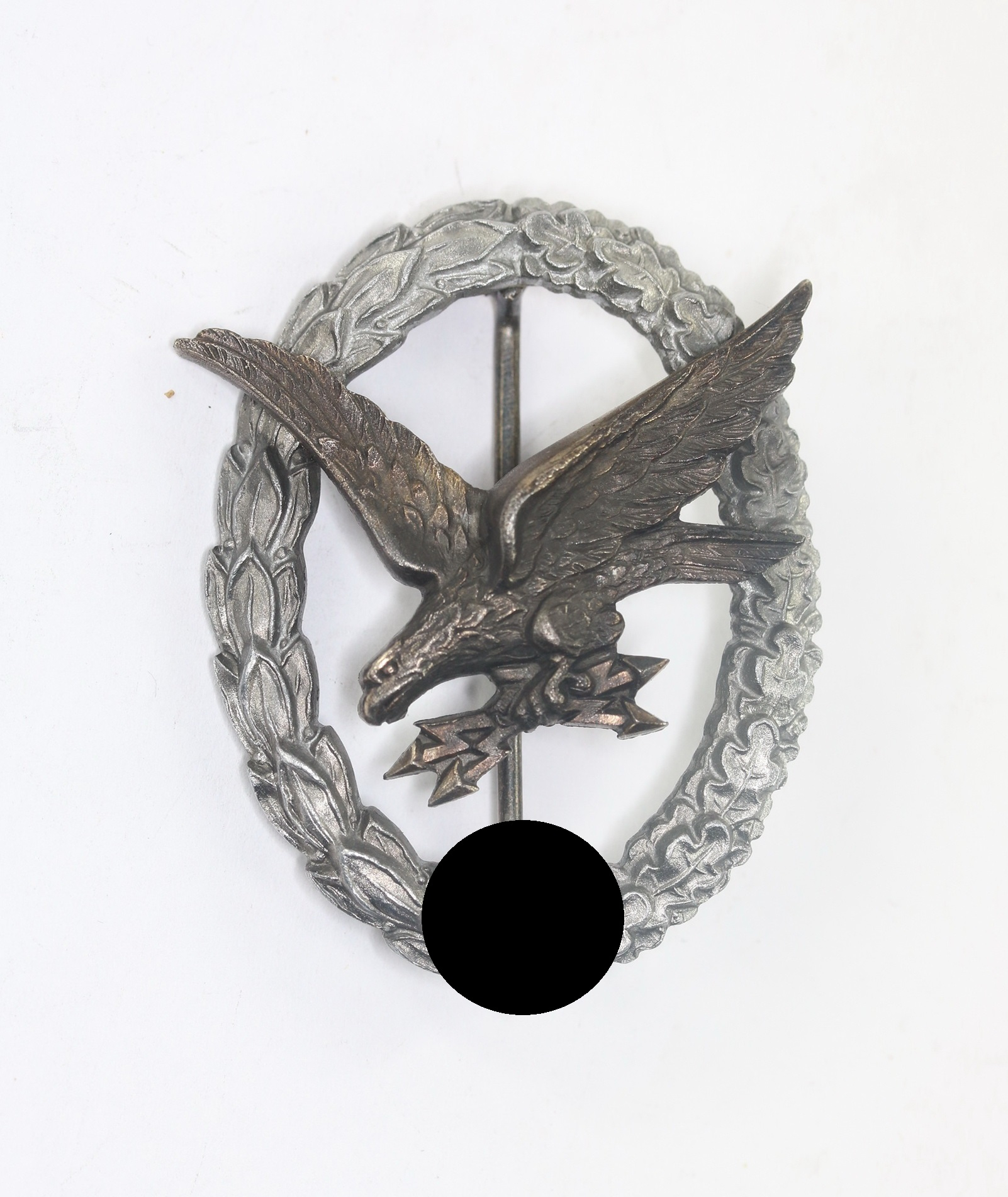 fliegersch_tzenabzeichen_mit_blitzb_ndel_hst Fliegerschützenabzeichen mit Blitzbündel, Hst. W. Deumer Lüdesncheid (Zink) – Bild 1