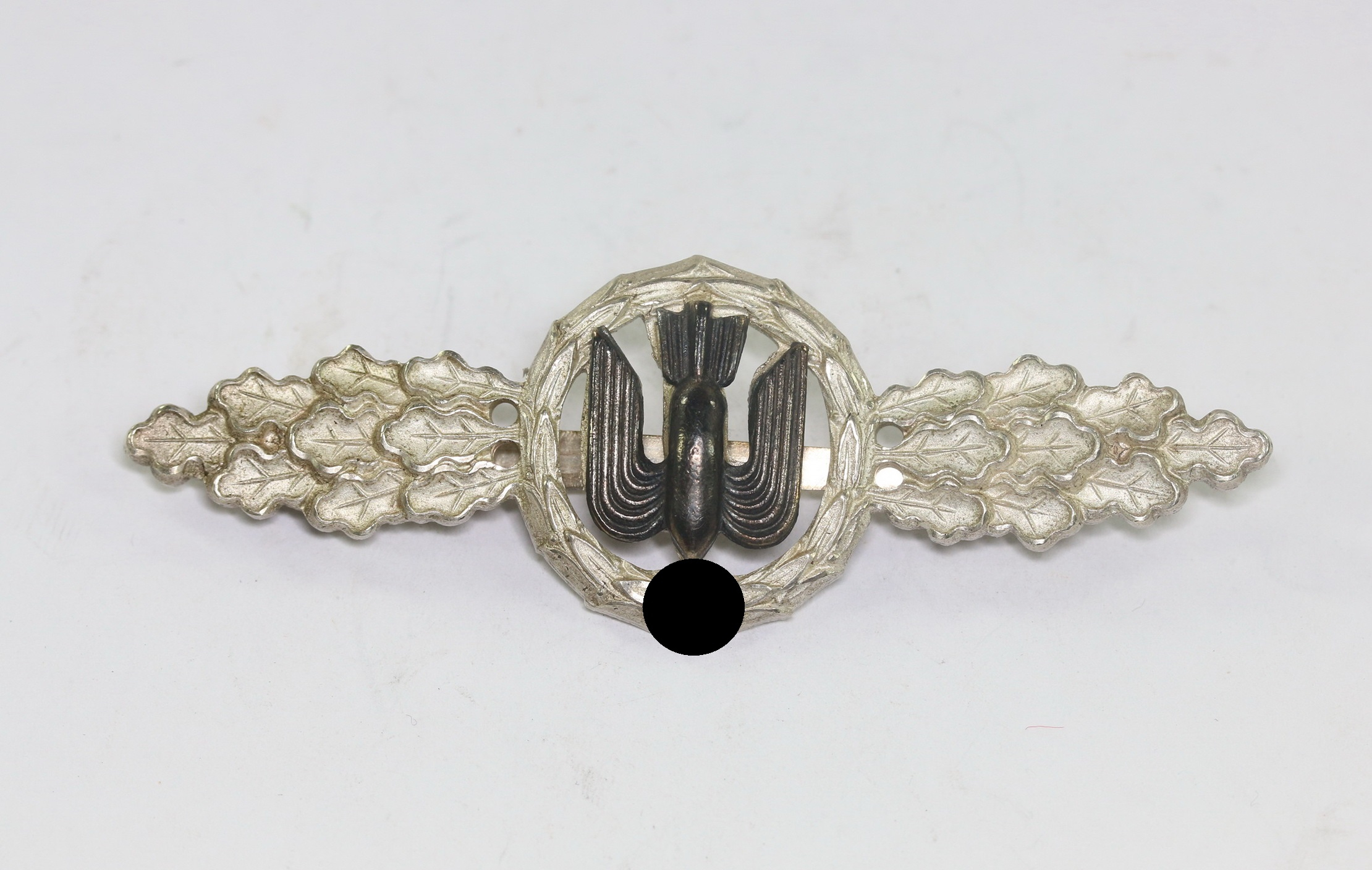 Frontflugspange für Kampfflieger in Silber, C.E. Juncker, Berlin (Buntmetall) – Bild 1