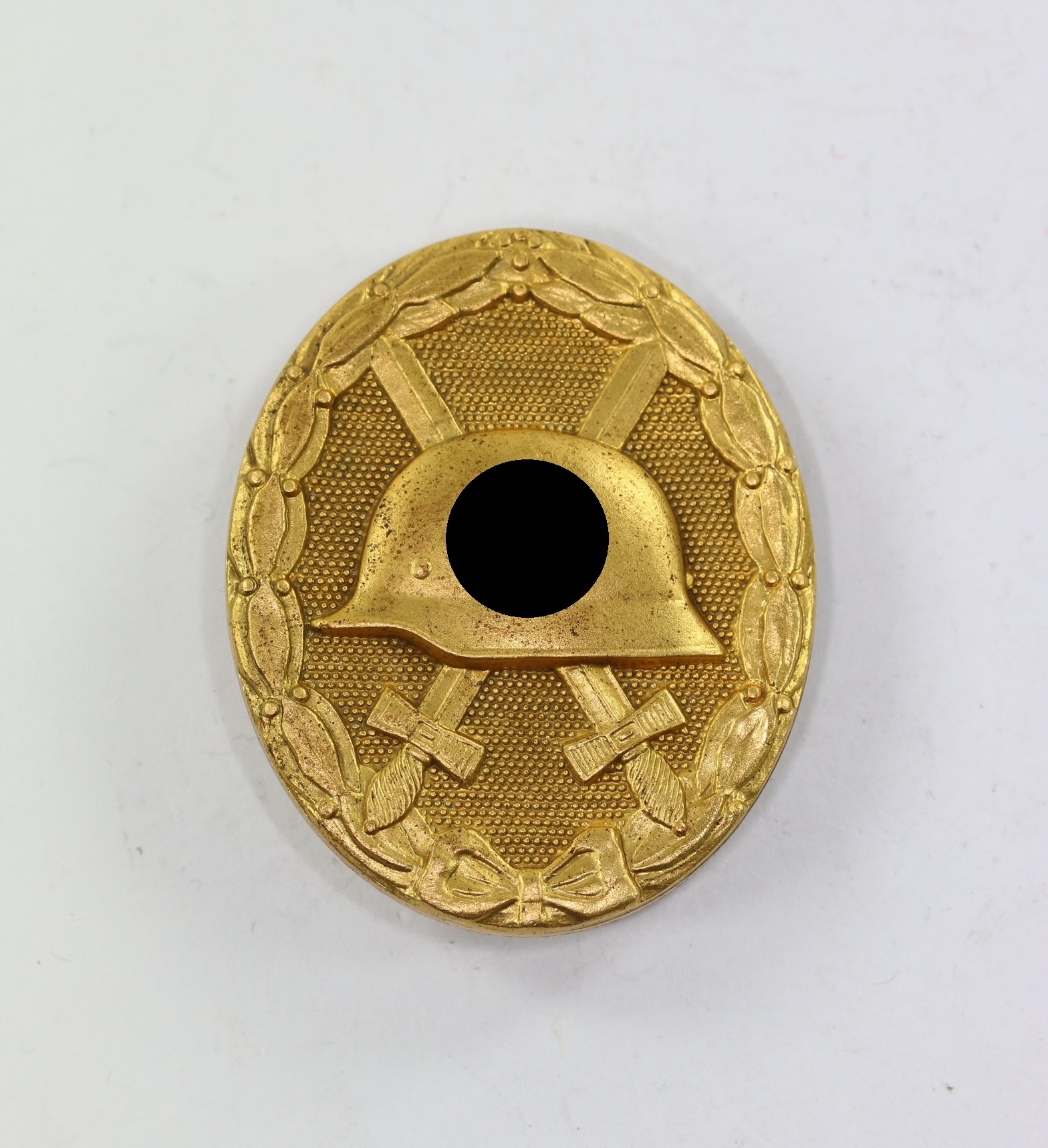 img_1572_bildgr_e_ndern_1_1 Verwundetenabzeichen in Gold, Hst. 30, breite Nadel (!) – Bild 1