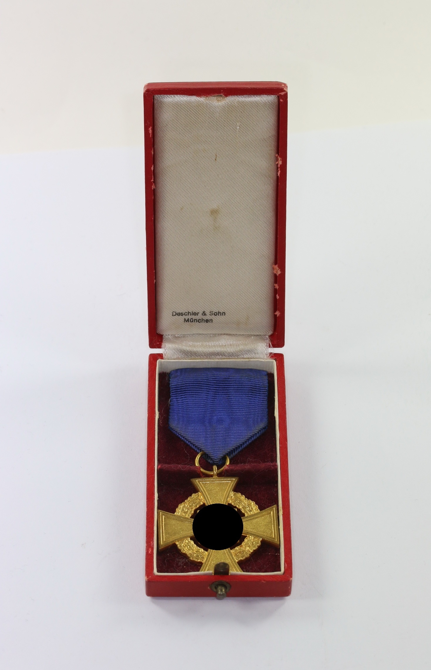 img_2024_bildgr_e_ndern_1_1 Treudienstehrenzeichen in Gold (40 Jahre), im Etui, Deschler & Sohn – Bild 1