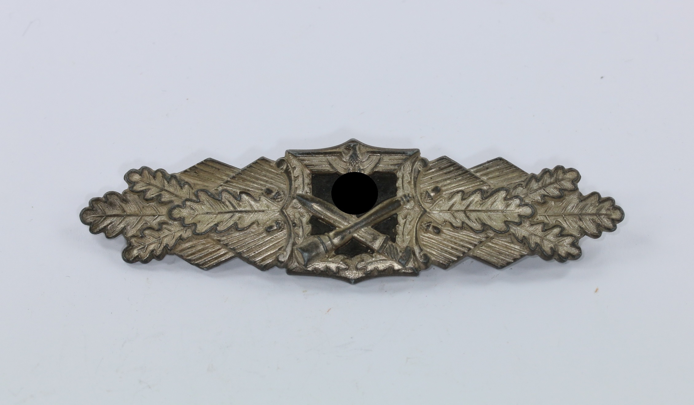 img_2092_bildgr_e_ndern_2 Nahkampfspange in Silber, Hst. JFS, 1. Modell – Bild 1