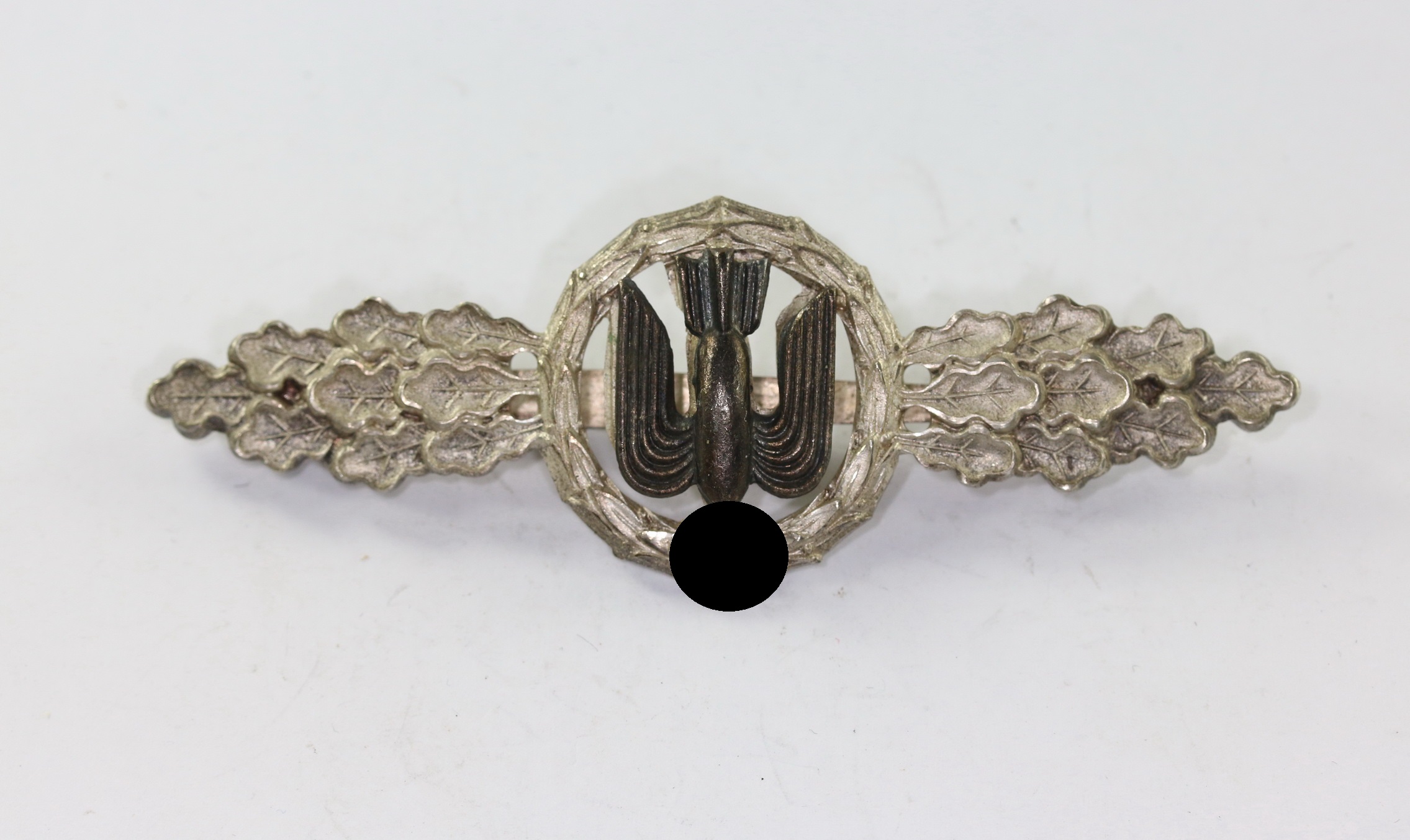 img_7988_bildgr_e_ndern_1_1 Frontflugspange für Kampfflieger in Silber – Bild 1