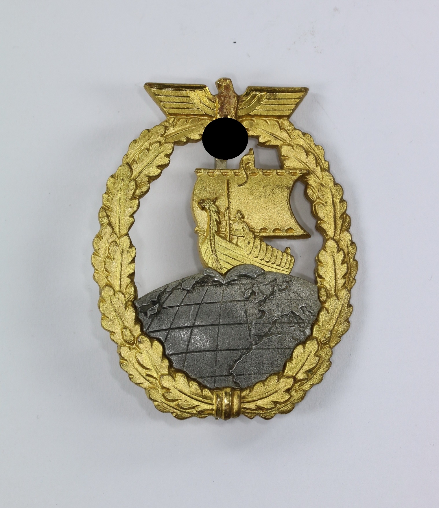 kilfskreuzer_kriegsabzeichen_schwerin_berlin_buntmetall_1__1 Hilfskreuzer Kriegsabzeichen, Schwerin Berlin – Bild 1