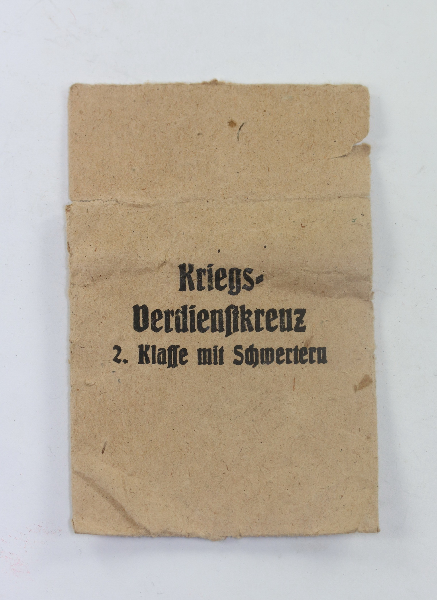 Kleine Verleihungstüte Kriegsverdienstkreuz 2. Klasse mit Schwertern, Carl Wild Metallwarenfabrik Hamburg 24 – Bild 1