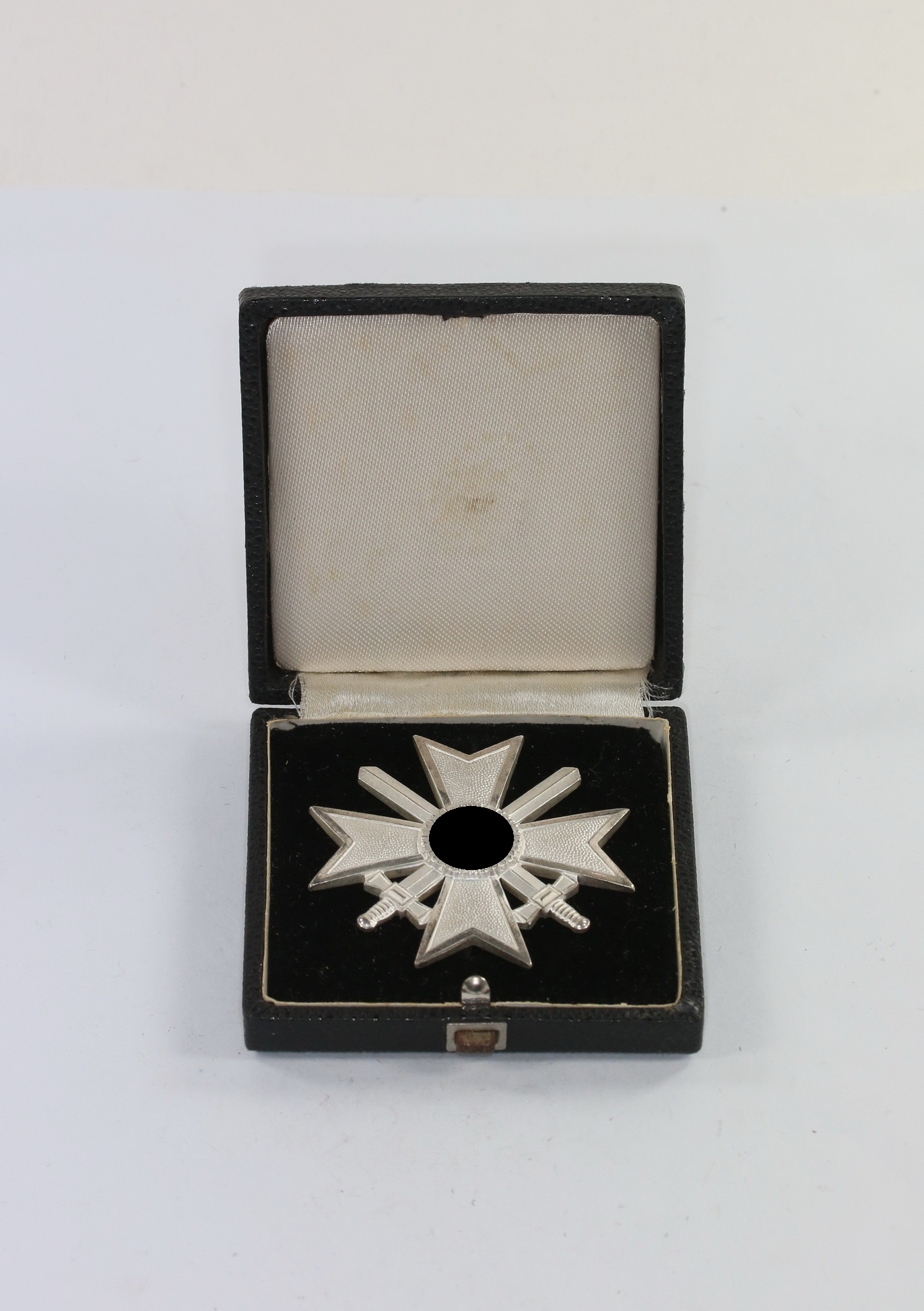 kriegsverdienstkreuz_1 Kriegsverdienstkreuz 1. Klasse mit Schwertern, Julius Bauer, im Etui – Bild 1