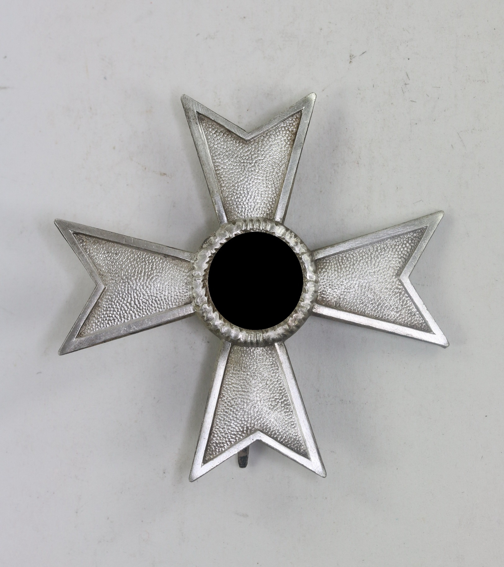 Kriegsverdienstkreuz 1. Klasse (ohne Schwerter), Hst. 15 (Friedrich Orth, Wien) – Bild 1