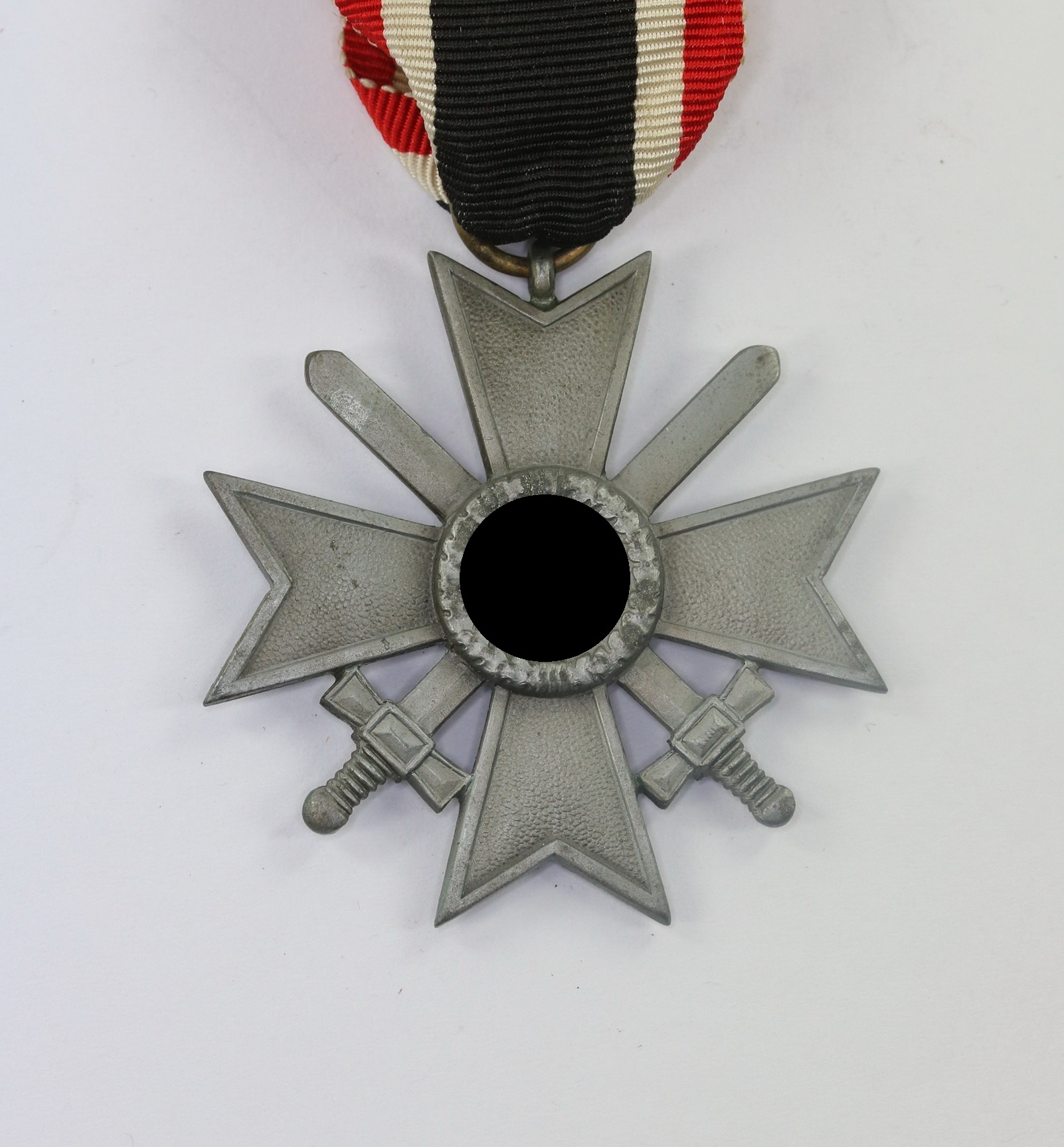 kriegsverdienstkreuz_2 Kriegsverdienstkreuz 2. Klasse mit Schwertern, Hst. 107 (Carl Wild, Hamburg) – Bild 1